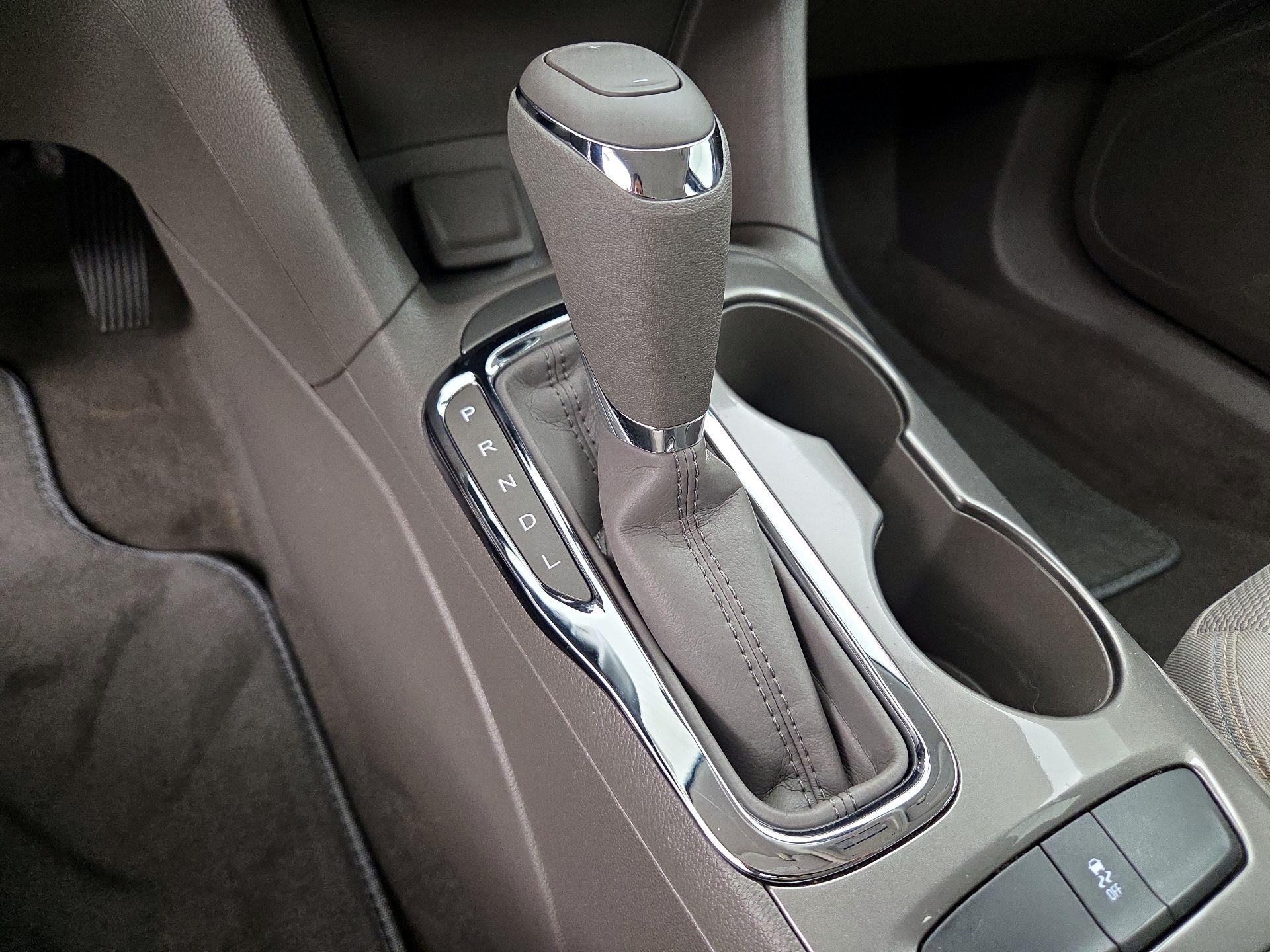 Thumbnail: 2018 Chevrolet Cruze - 17