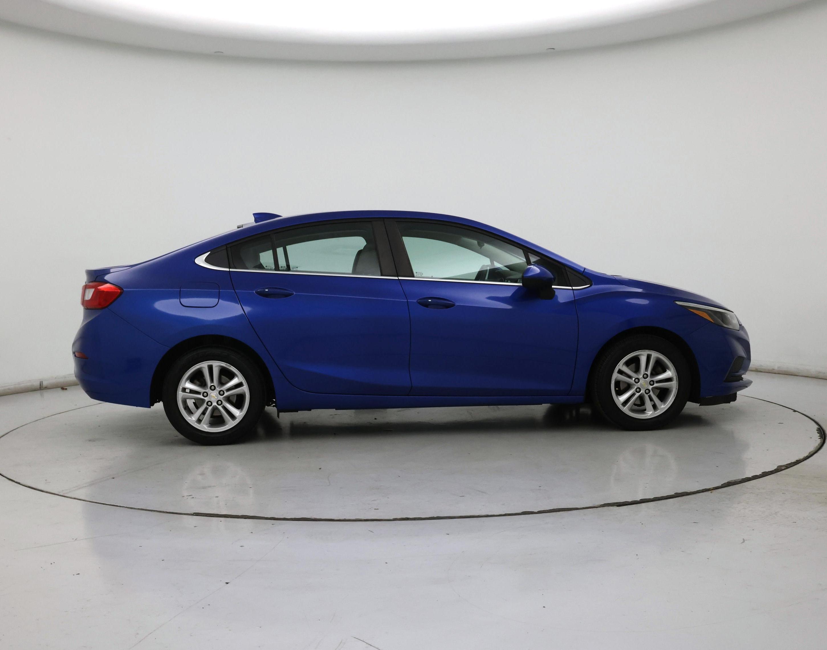 Thumbnail: 2018 Chevrolet Cruze - 7