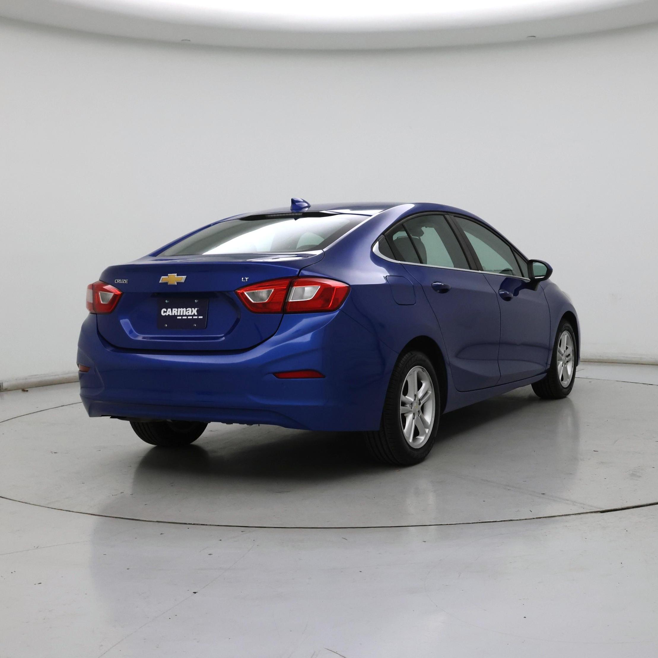 Thumbnail: 2018 Chevrolet Cruze - 8