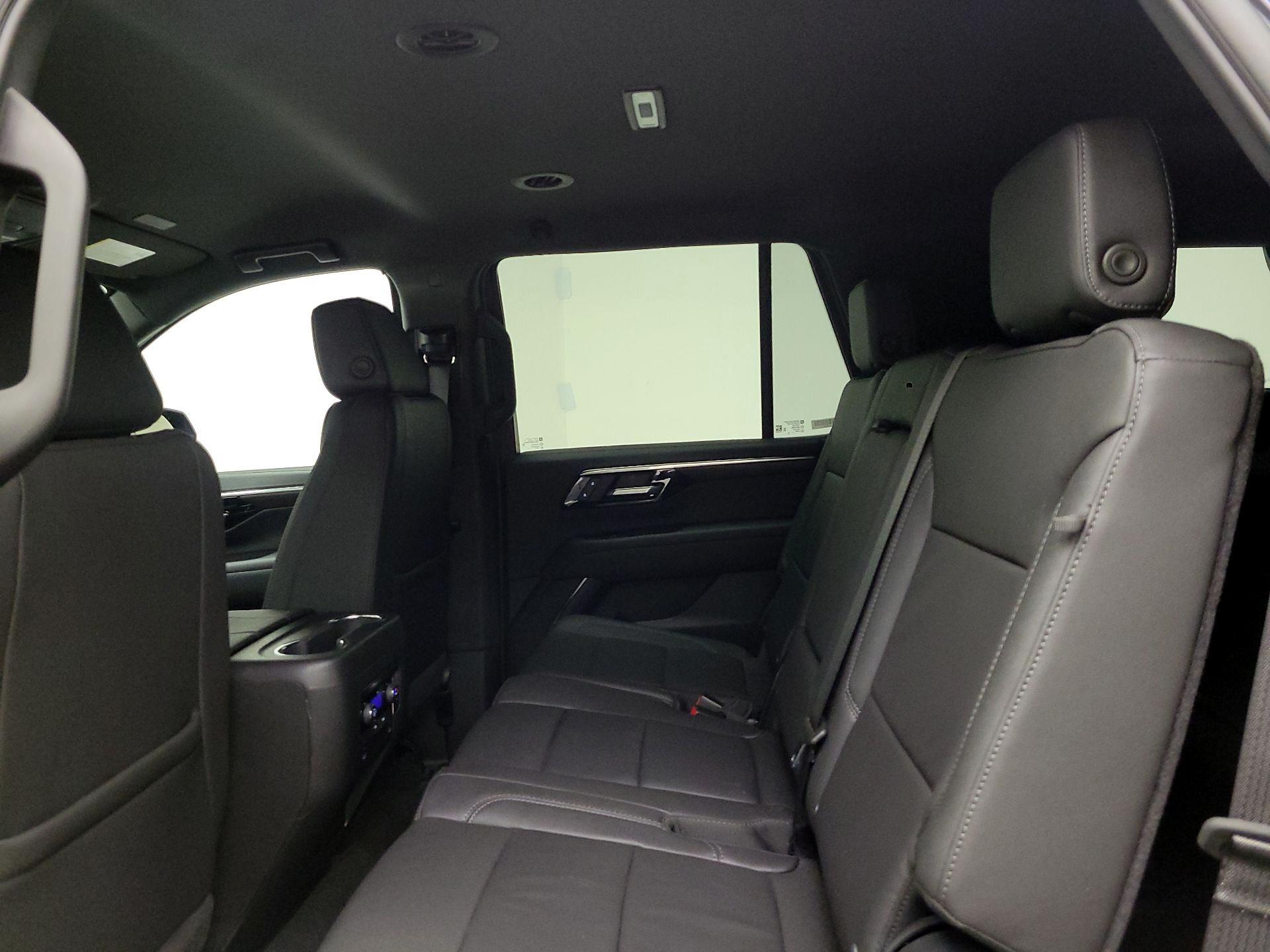 Thumbnail: 2025 Chevrolet Tahoe - 20