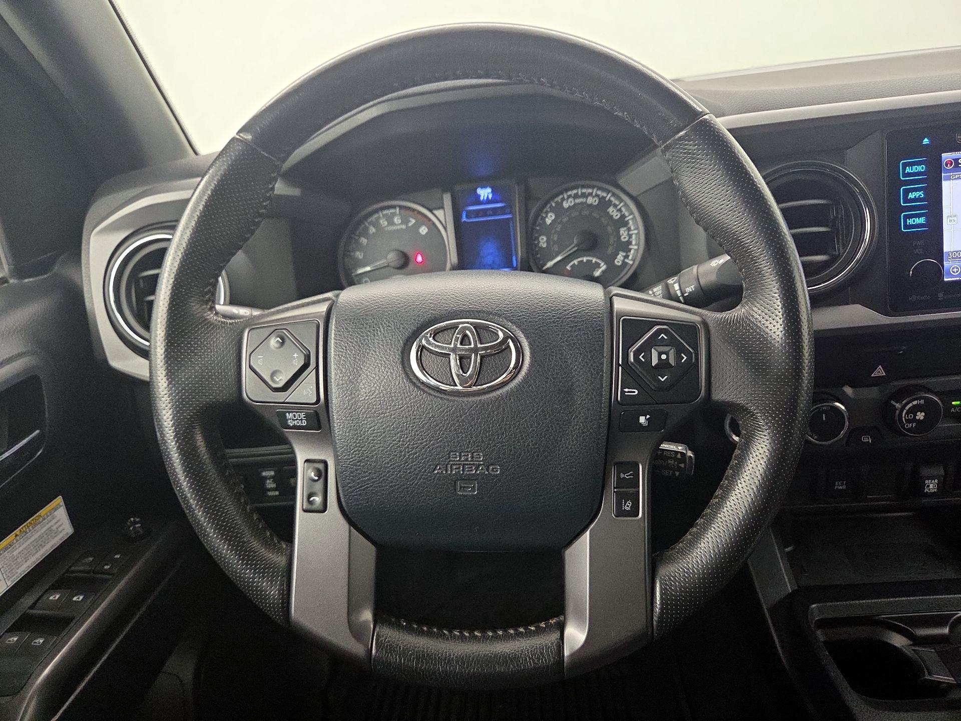 Thumbnail: 2019 Toyota Tacoma - 10