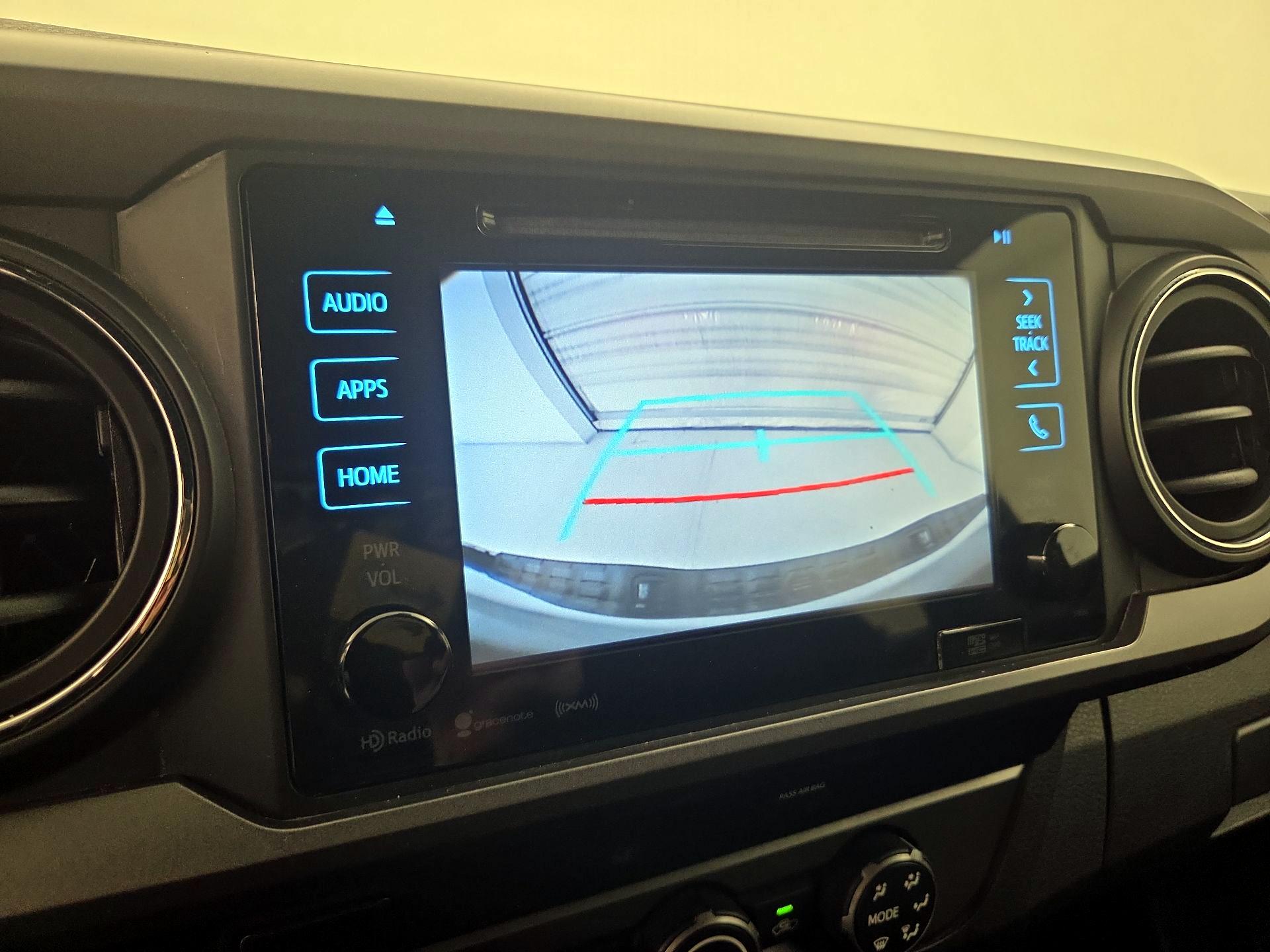 Thumbnail: 2019 Toyota Tacoma - 15