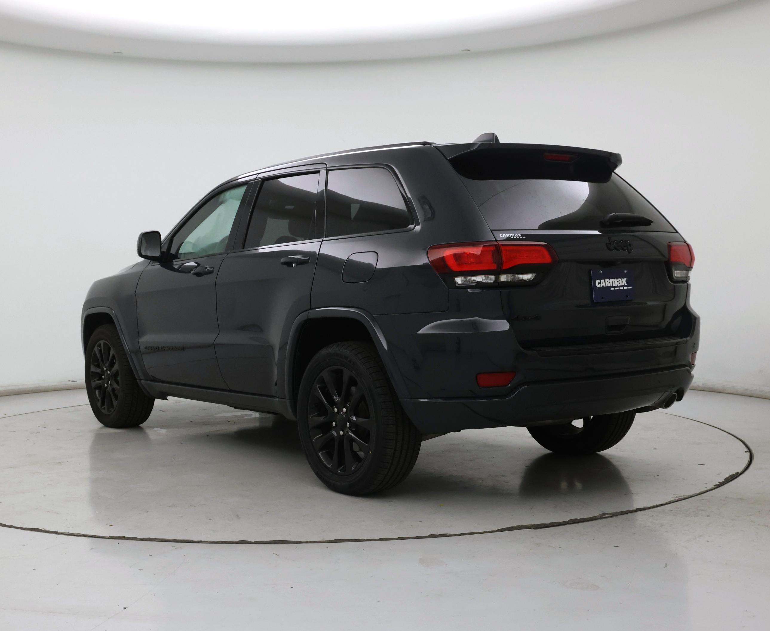 Thumbnail: 2018 Jeep Grand Cherokee - 2