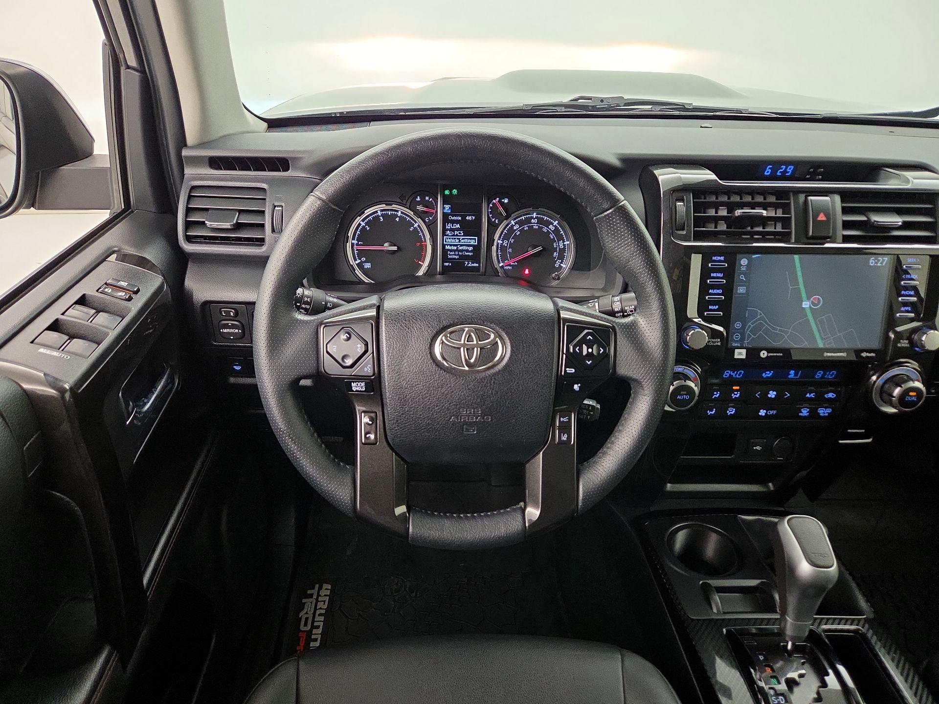 Thumbnail: 2020 Toyota 4Runner - 10
