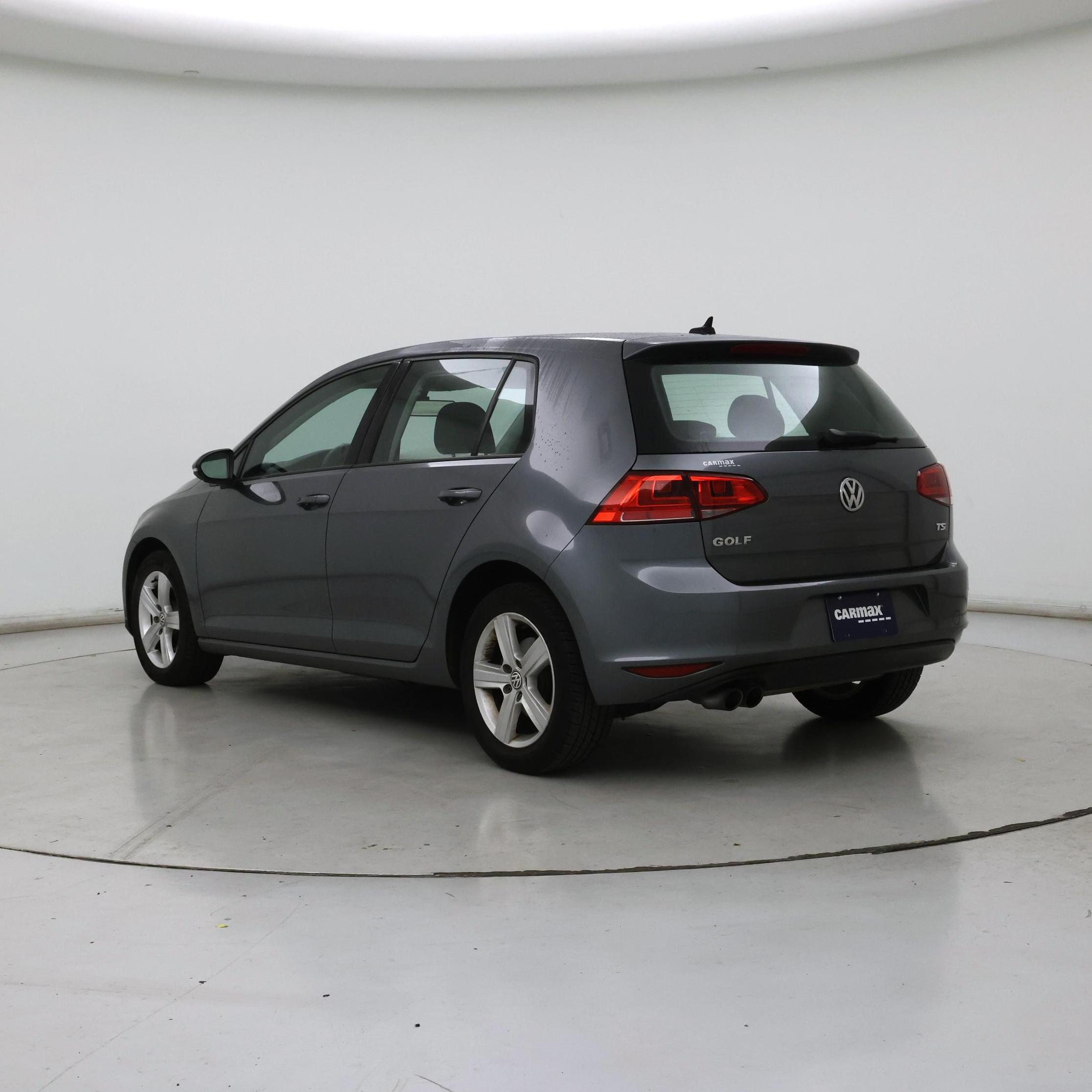 Thumbnail: 2017 Volkswagen Golf - 2