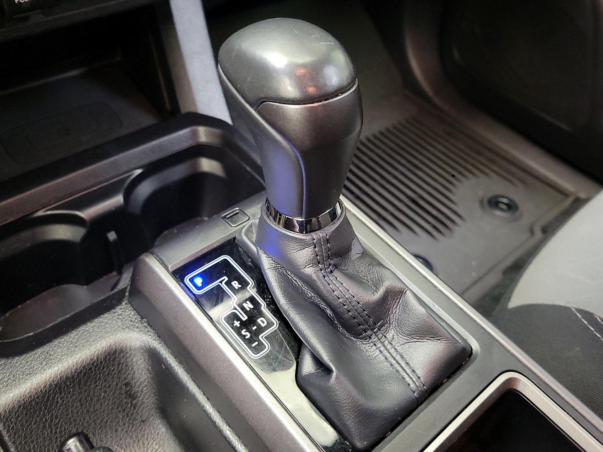 Thumbnail: 2020 Toyota Tacoma - 17