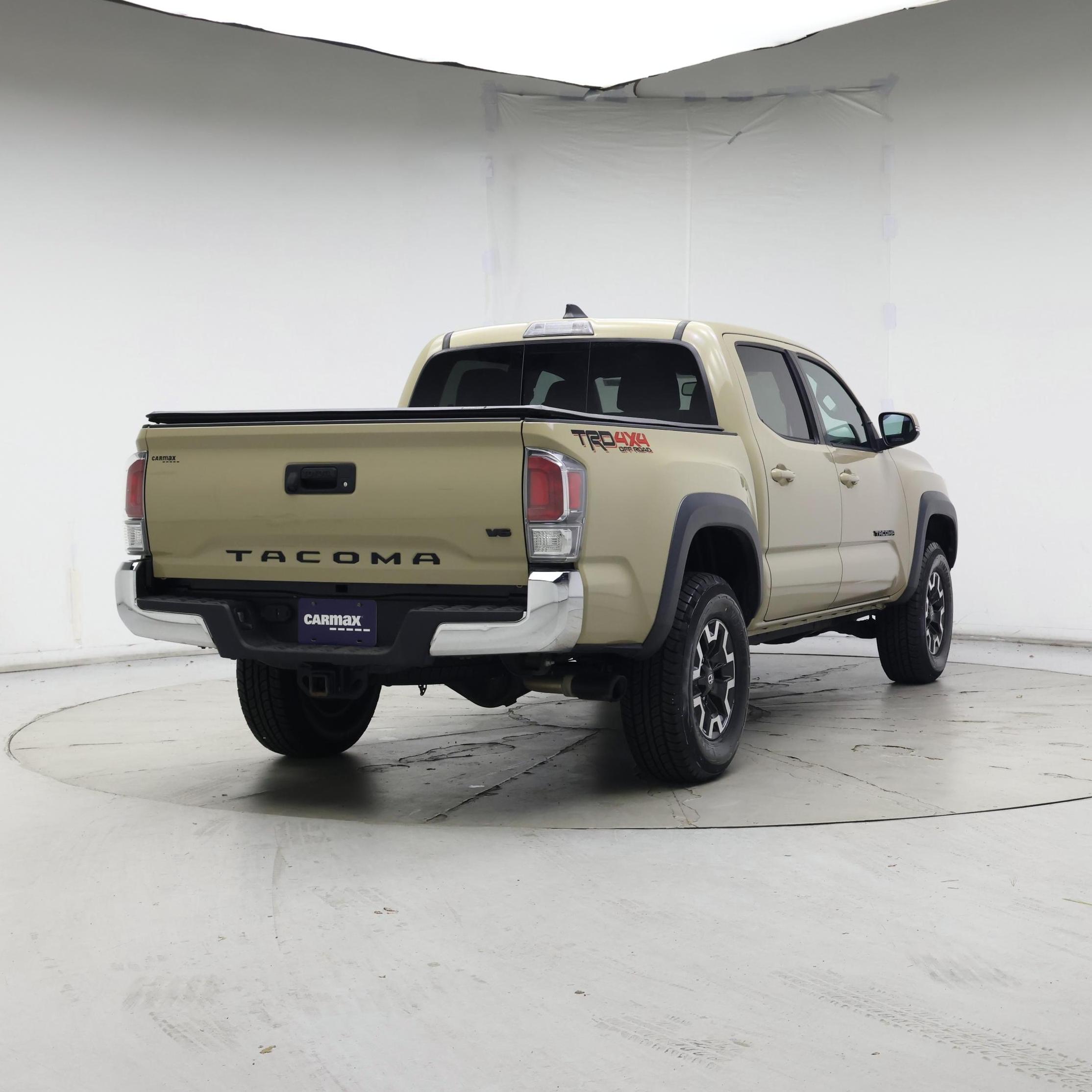 Thumbnail: 2020 Toyota Tacoma - 8