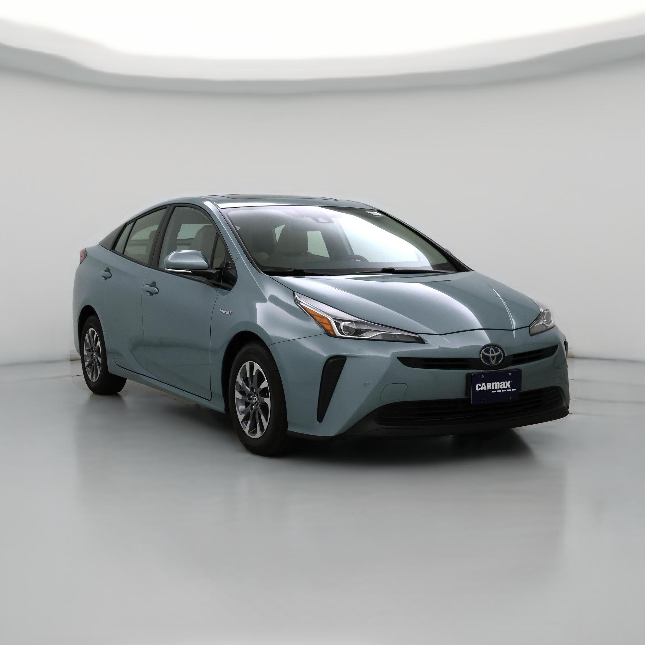 Thumbnail: 2019 Toyota Prius - 1