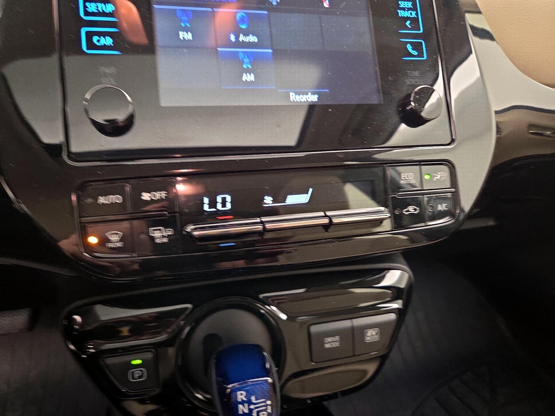 Thumbnail: 2019 Toyota Prius - 16
