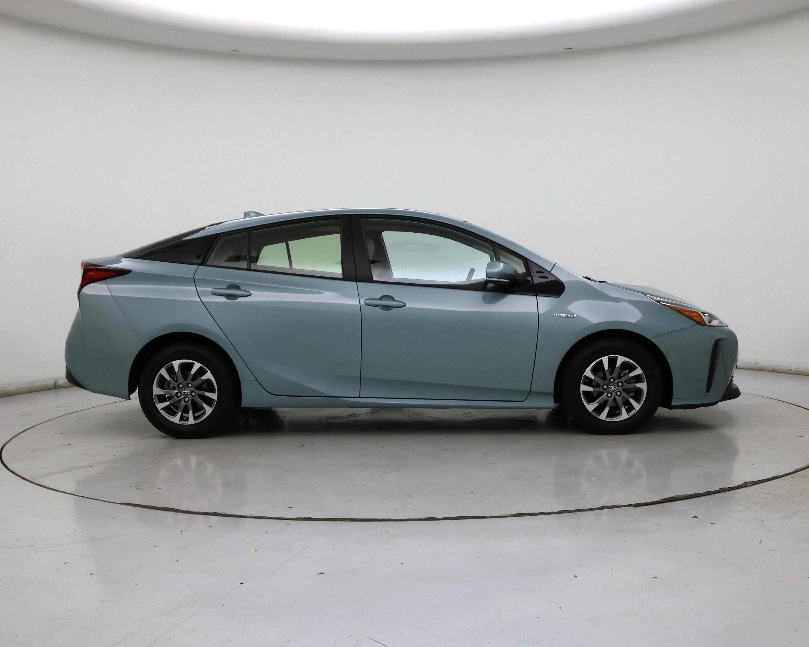 Thumbnail: 2019 Toyota Prius - 7