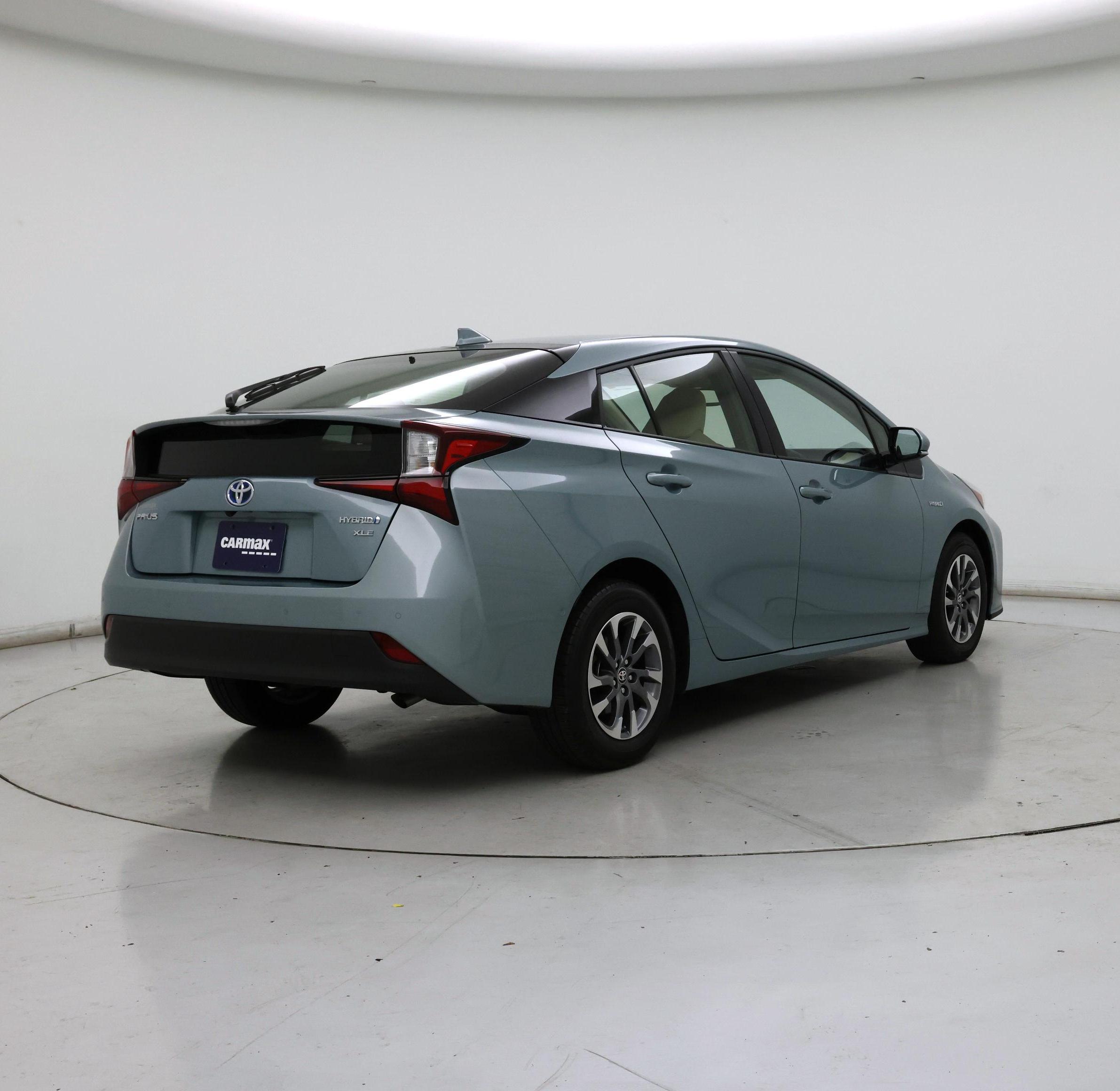 Thumbnail: 2019 Toyota Prius - 8