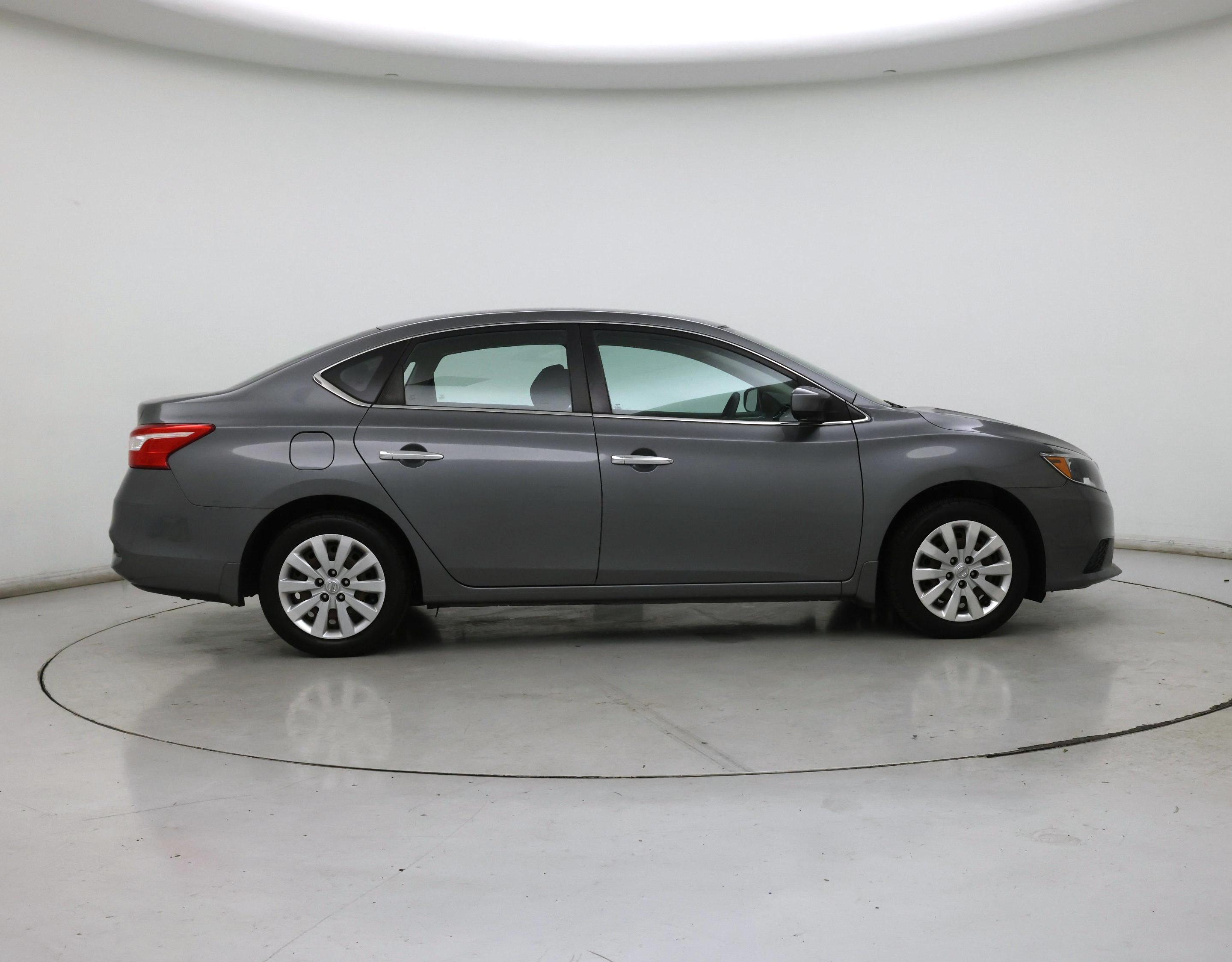Thumbnail: 2017 Nissan Sentra - 7