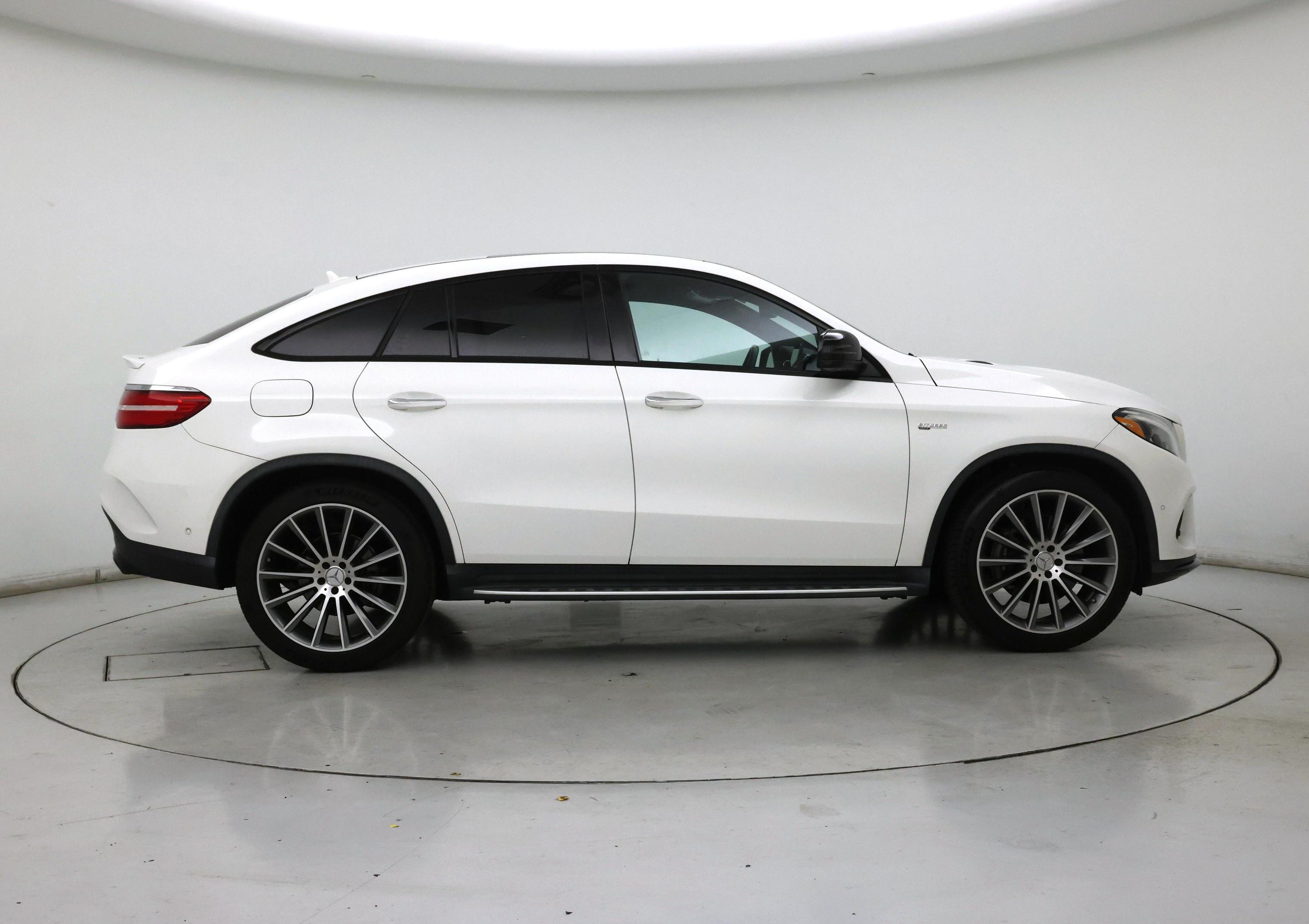 Thumbnail: 2019 Mercedes-Benz GLE - 7