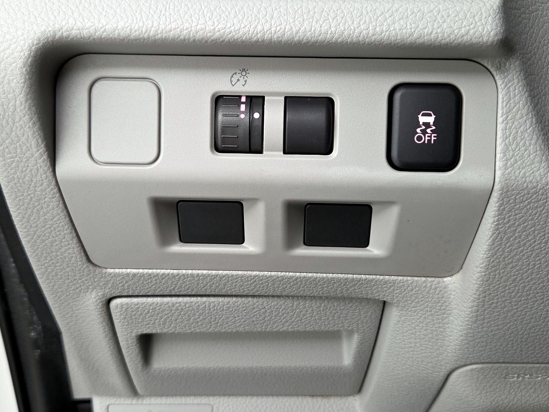 Thumbnail: 2015 Subaru Forester - 13