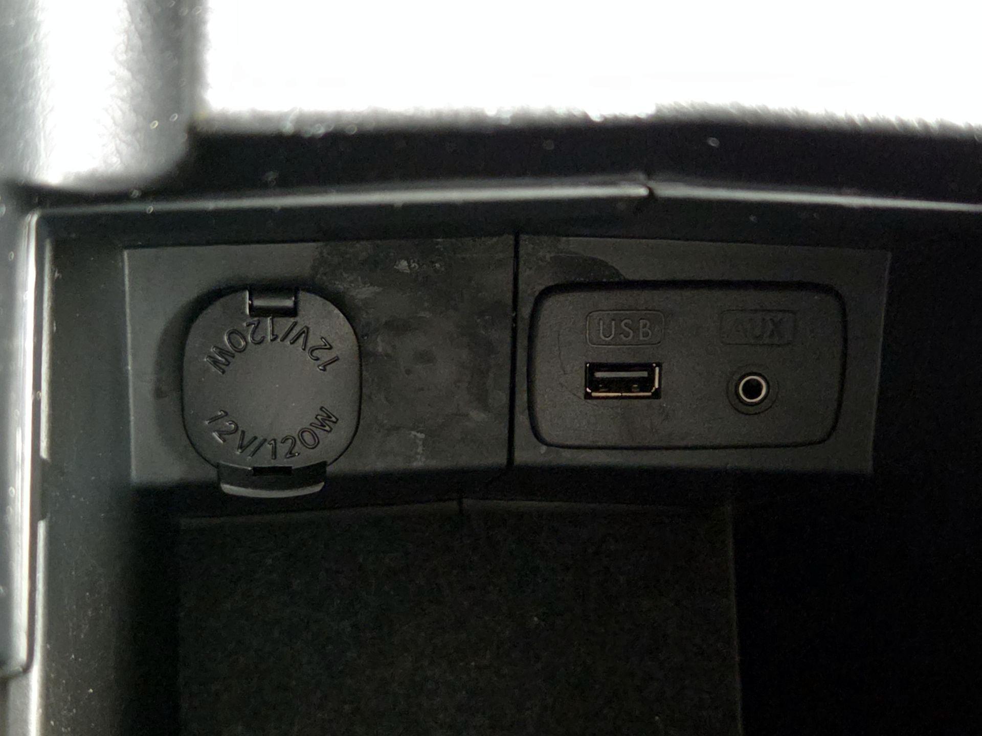 Thumbnail: 2015 Subaru Forester - 18