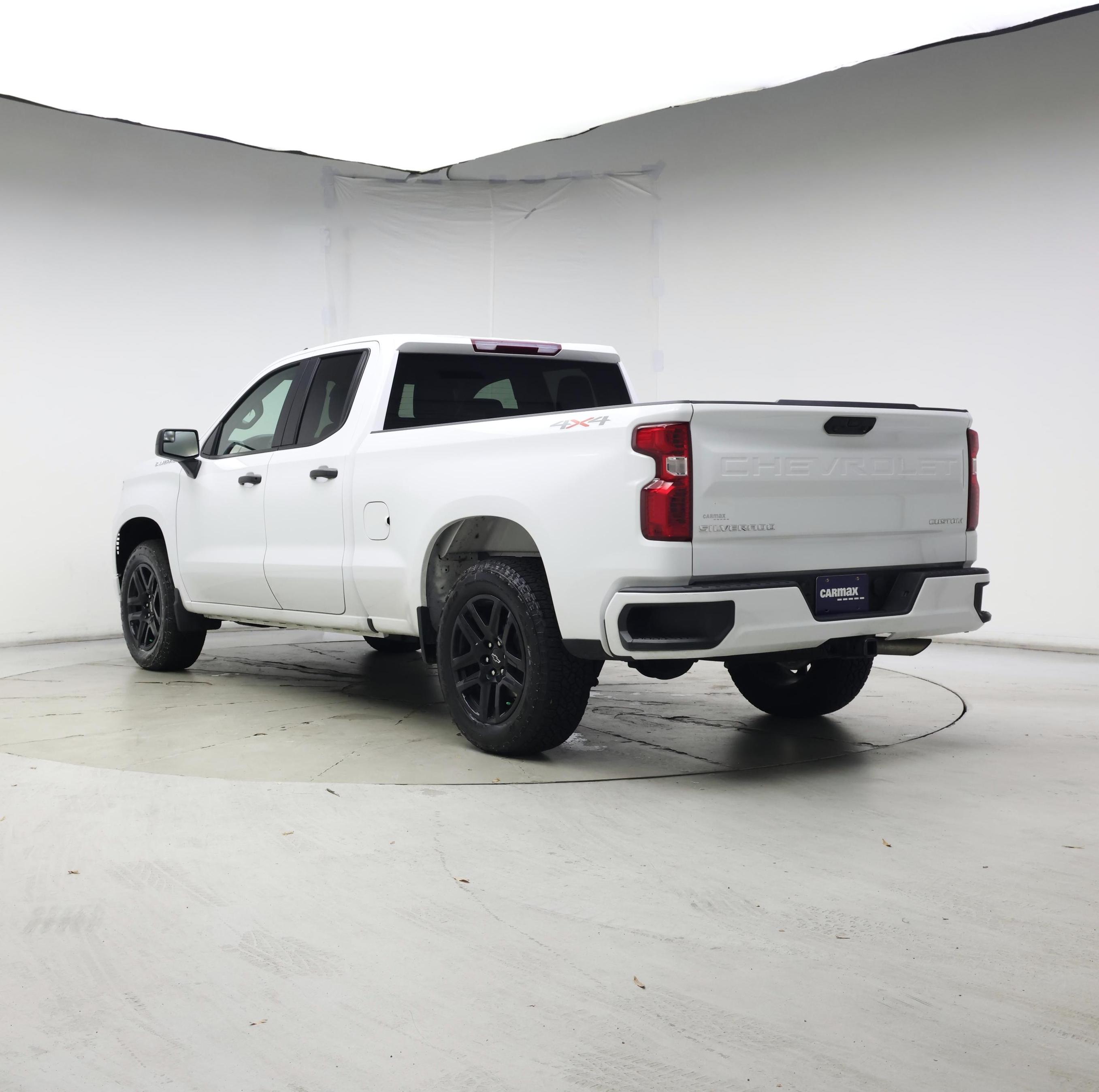 Thumbnail: 2024 Chevrolet Silverado 1500 - 2