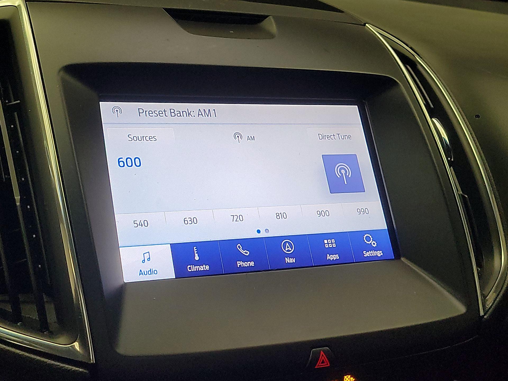 Thumbnail: 2020 Ford Edge - 16