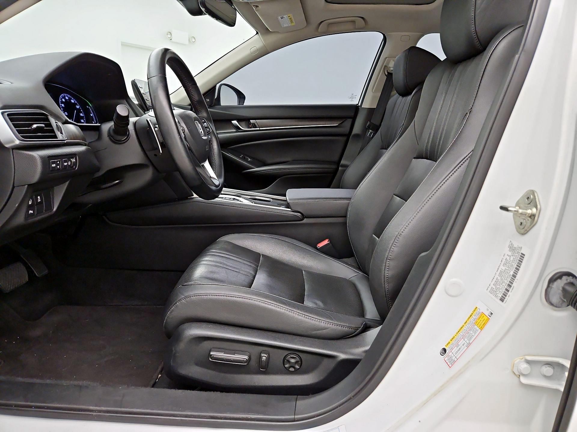 Thumbnail: 2019 Honda Accord - 11