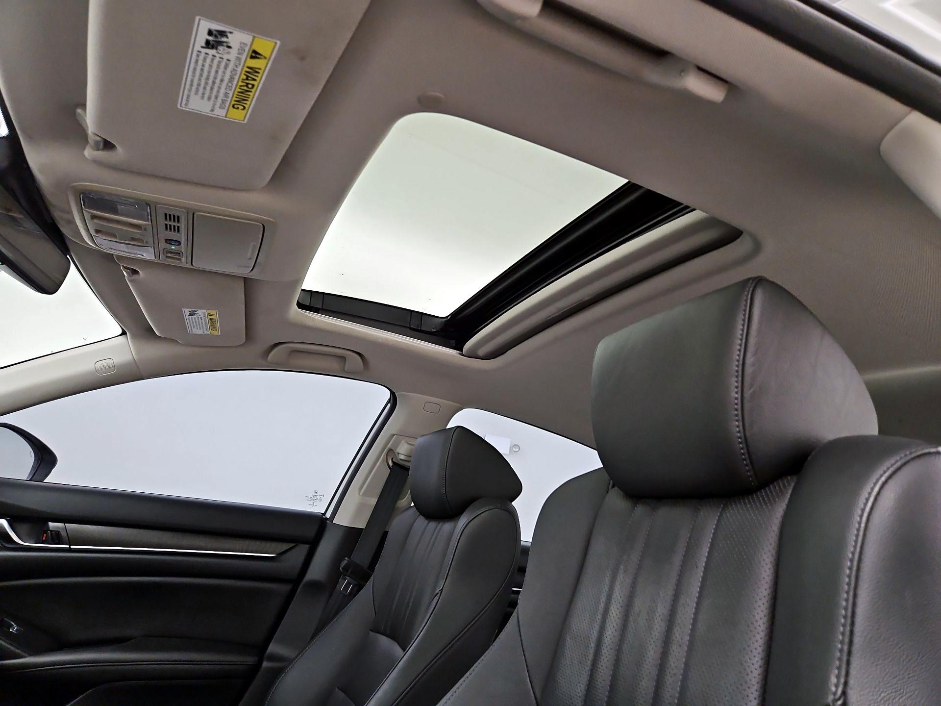 Thumbnail: 2019 Honda Accord - 20