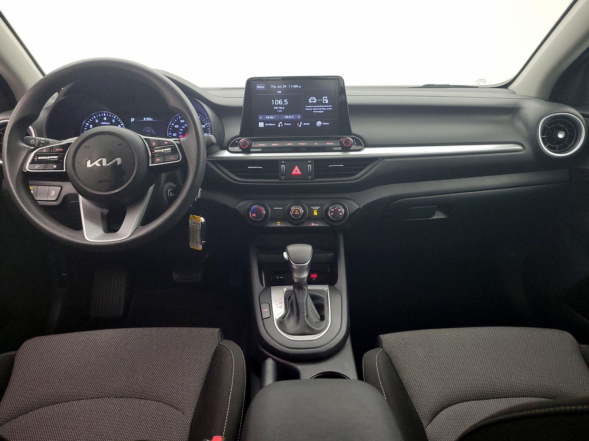 Thumbnail: 2024 Kia Forte - 9