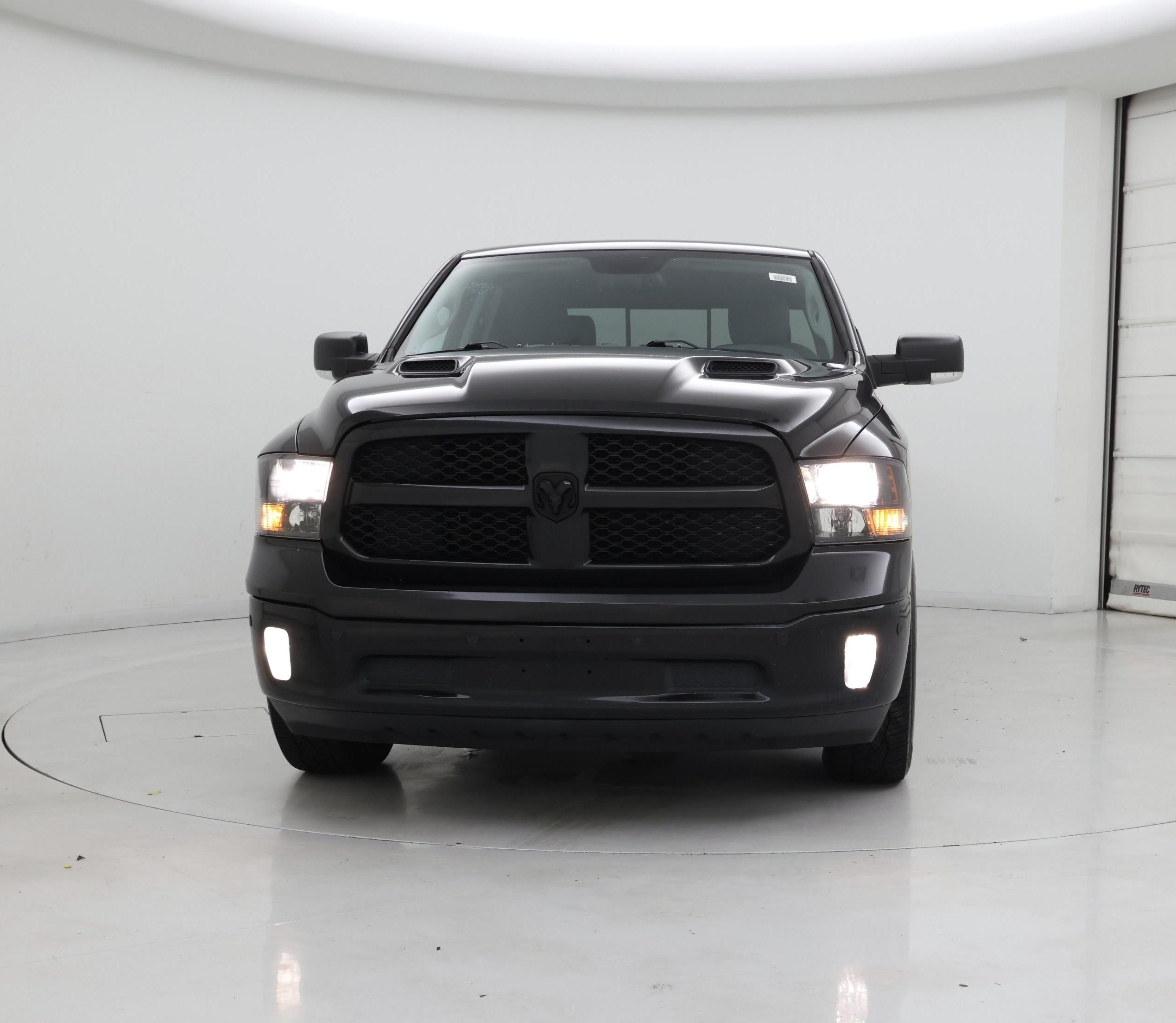 Thumbnail: 2019 RAM 1500 Classic - 5