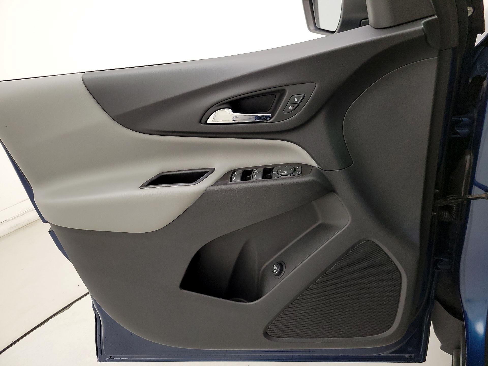 Thumbnail: 2019 Chevrolet Equinox - 12