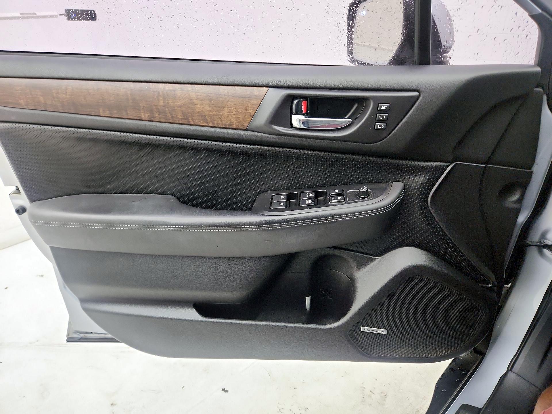 Thumbnail: 2016 Subaru Outback - 12