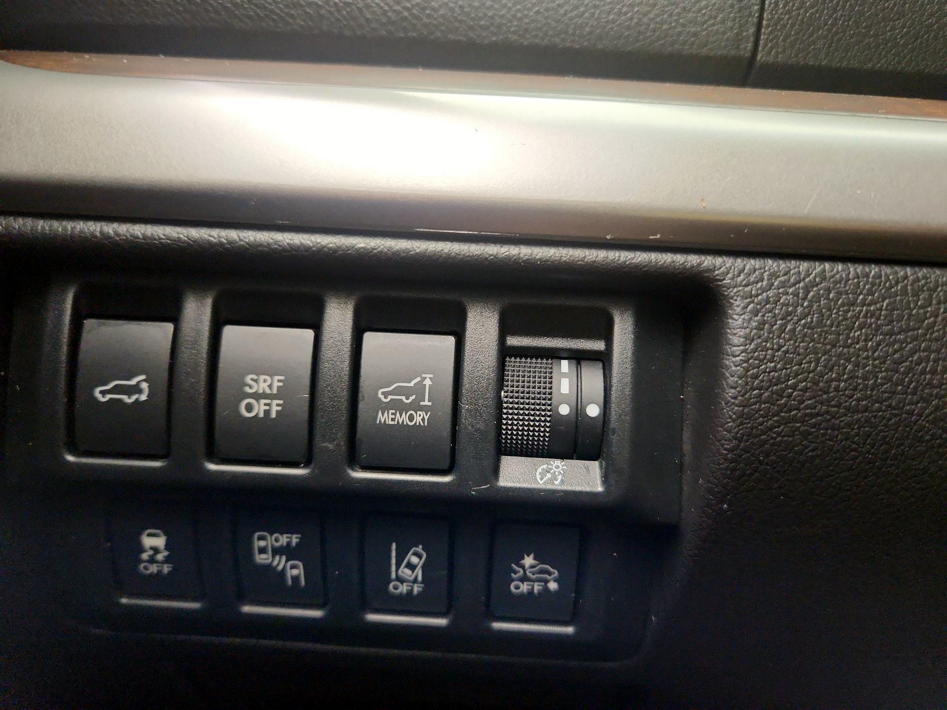 Thumbnail: 2016 Subaru Outback - 13
