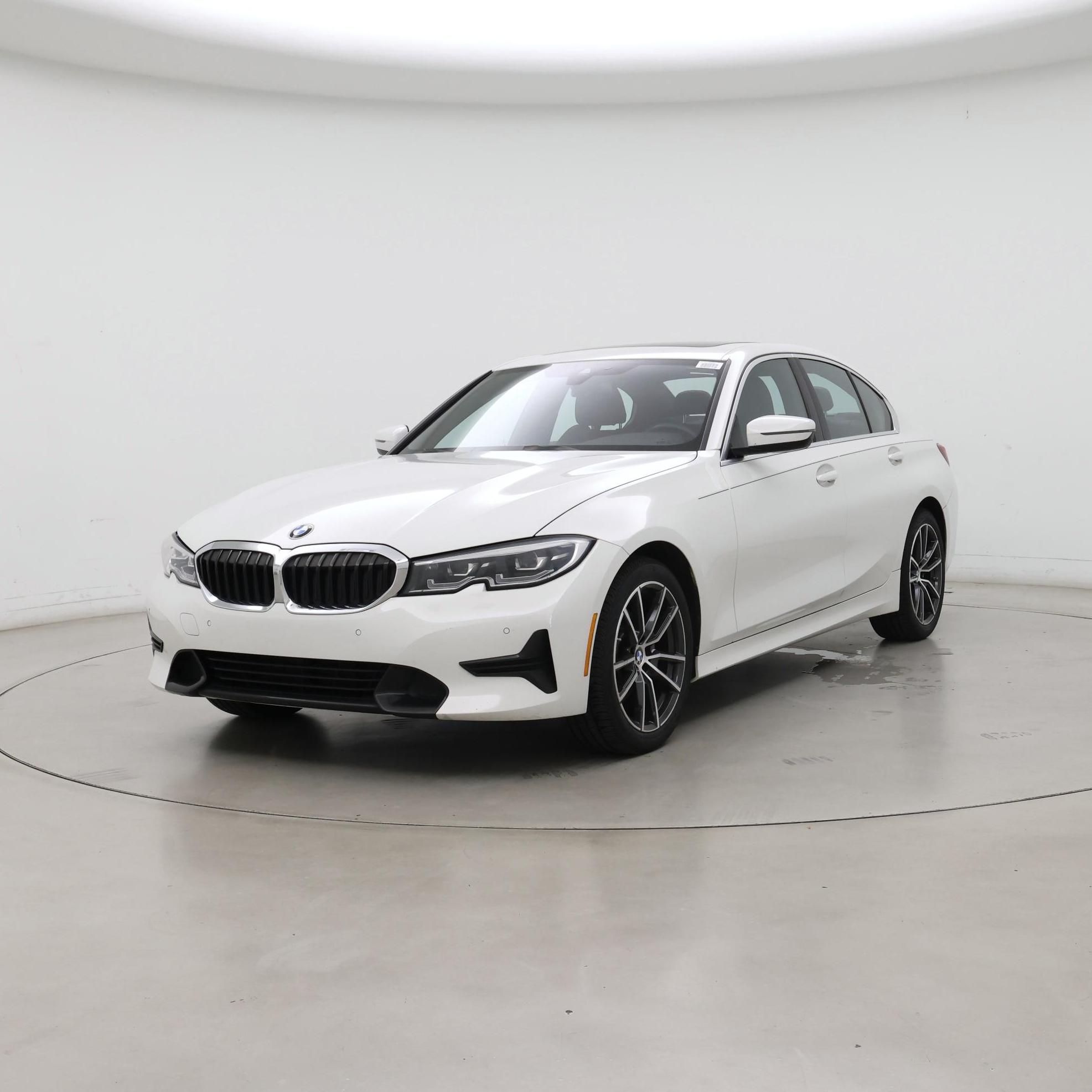 Thumbnail: 2022 BMW 3 Series - 4