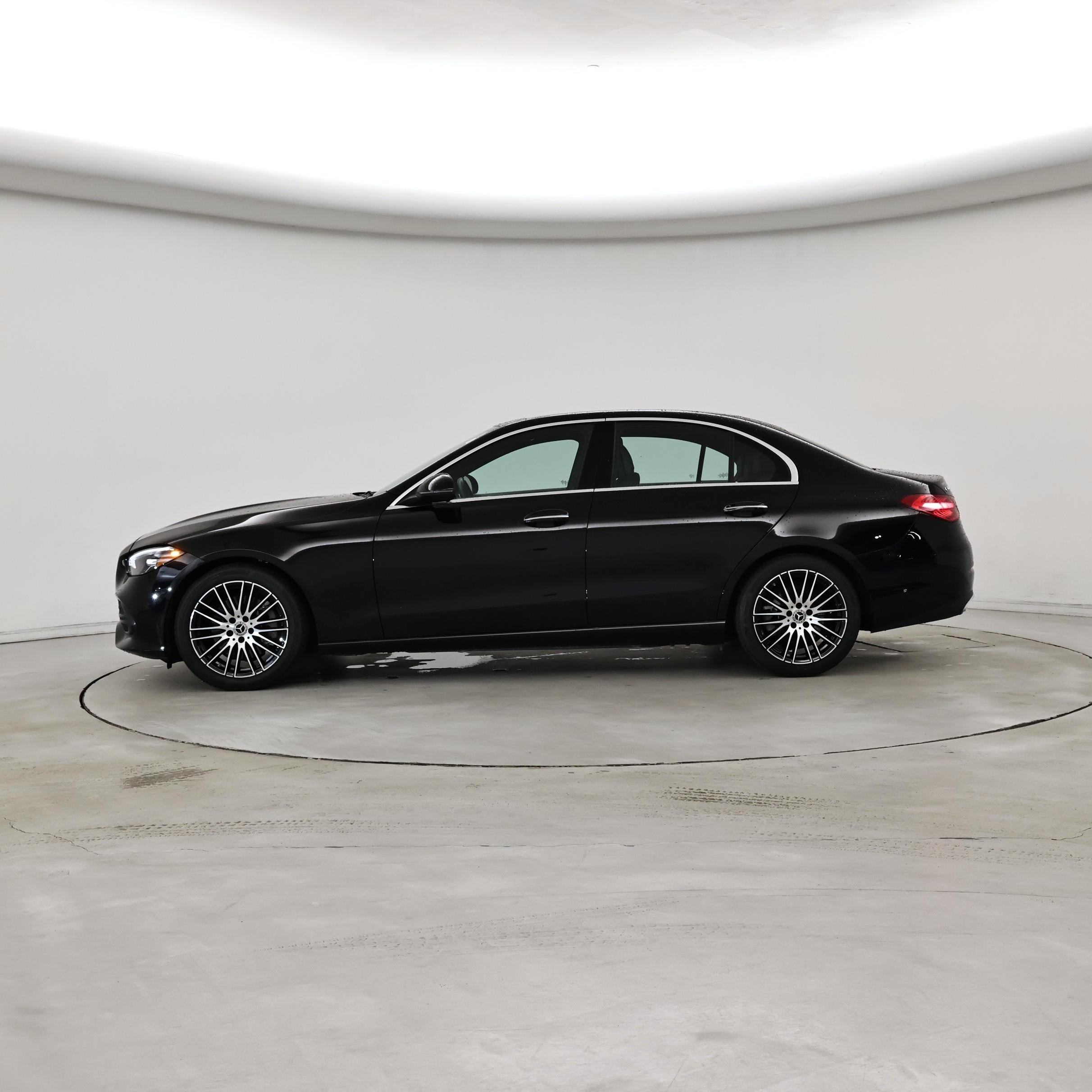Thumbnail: 2024 Mercedes-Benz C-Class - 3