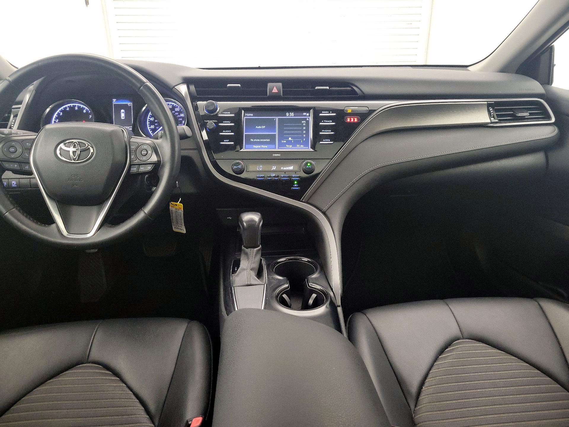 Thumbnail: 2020 Toyota Camry - 9