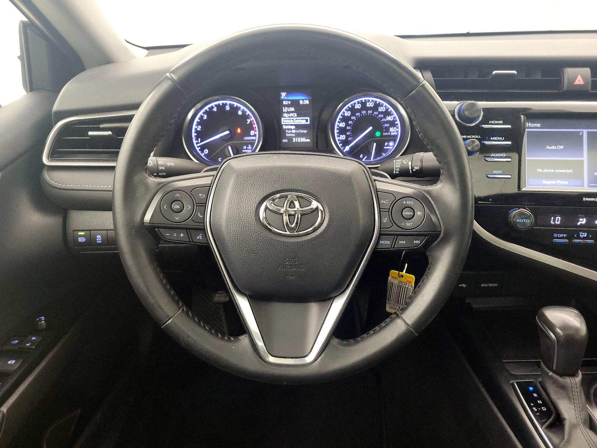 Thumbnail: 2020 Toyota Camry - 10
