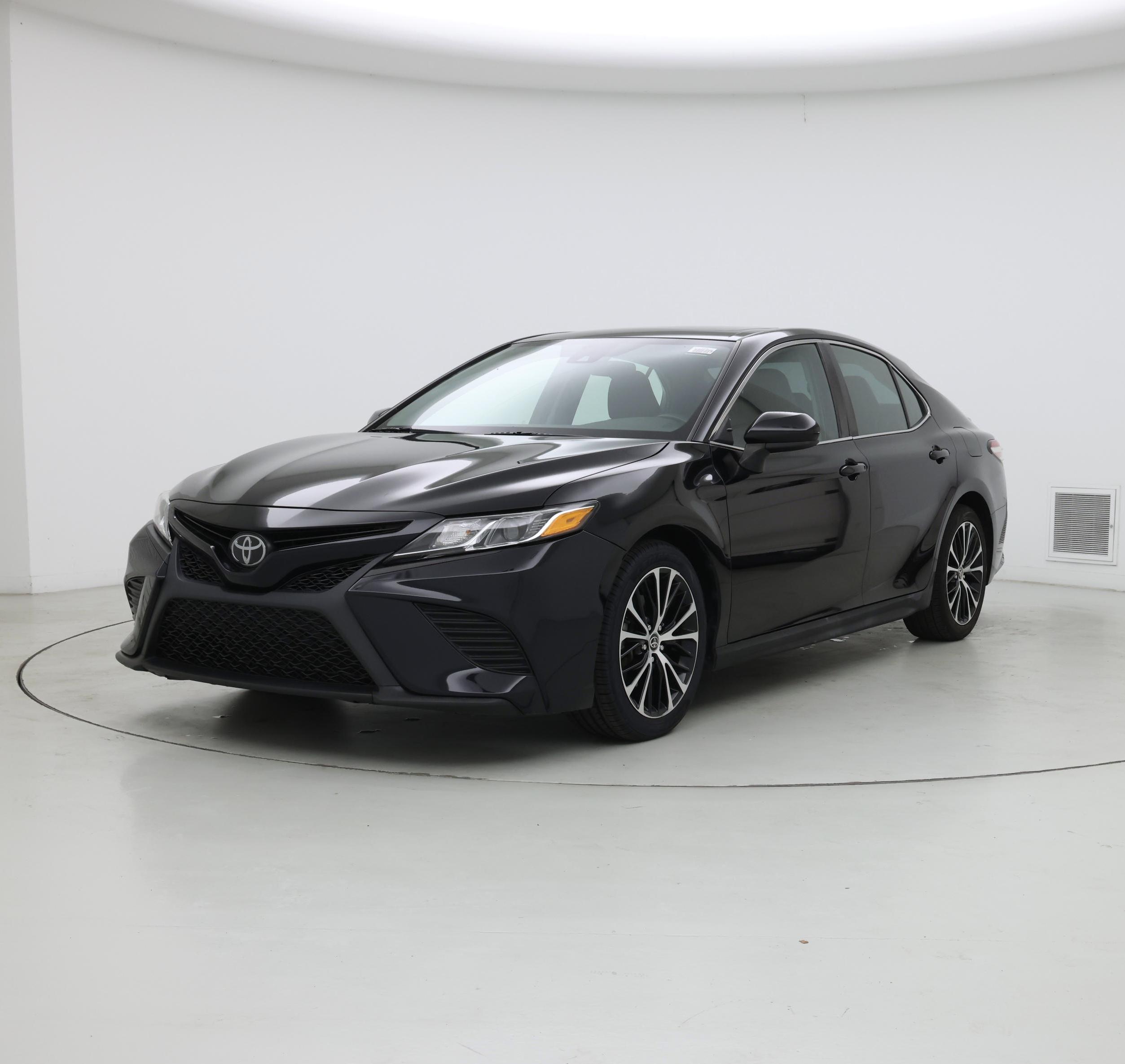 Thumbnail: 2020 Toyota Camry - 4