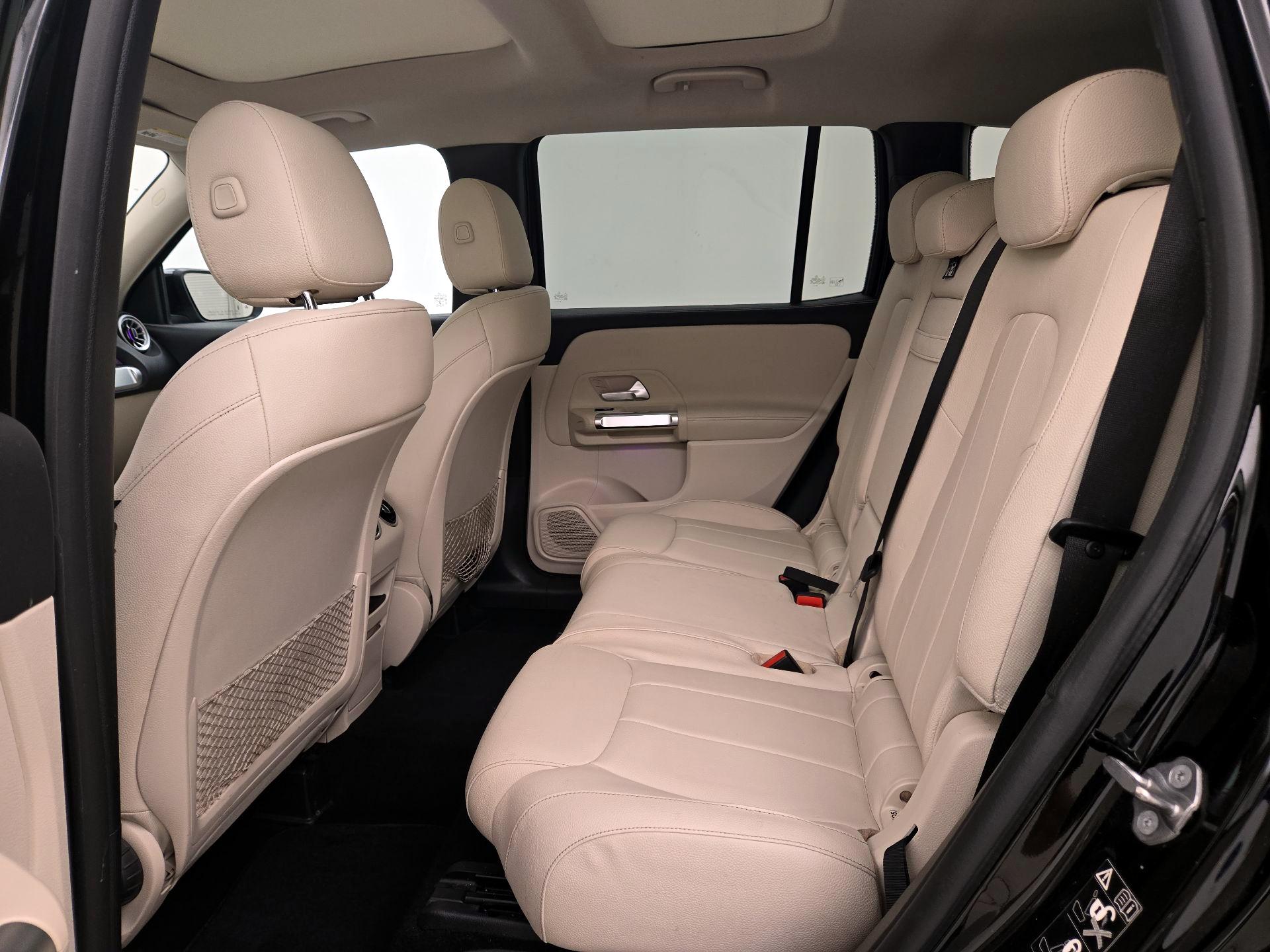 Thumbnail: 2022 Mercedes-Benz GLB - 20