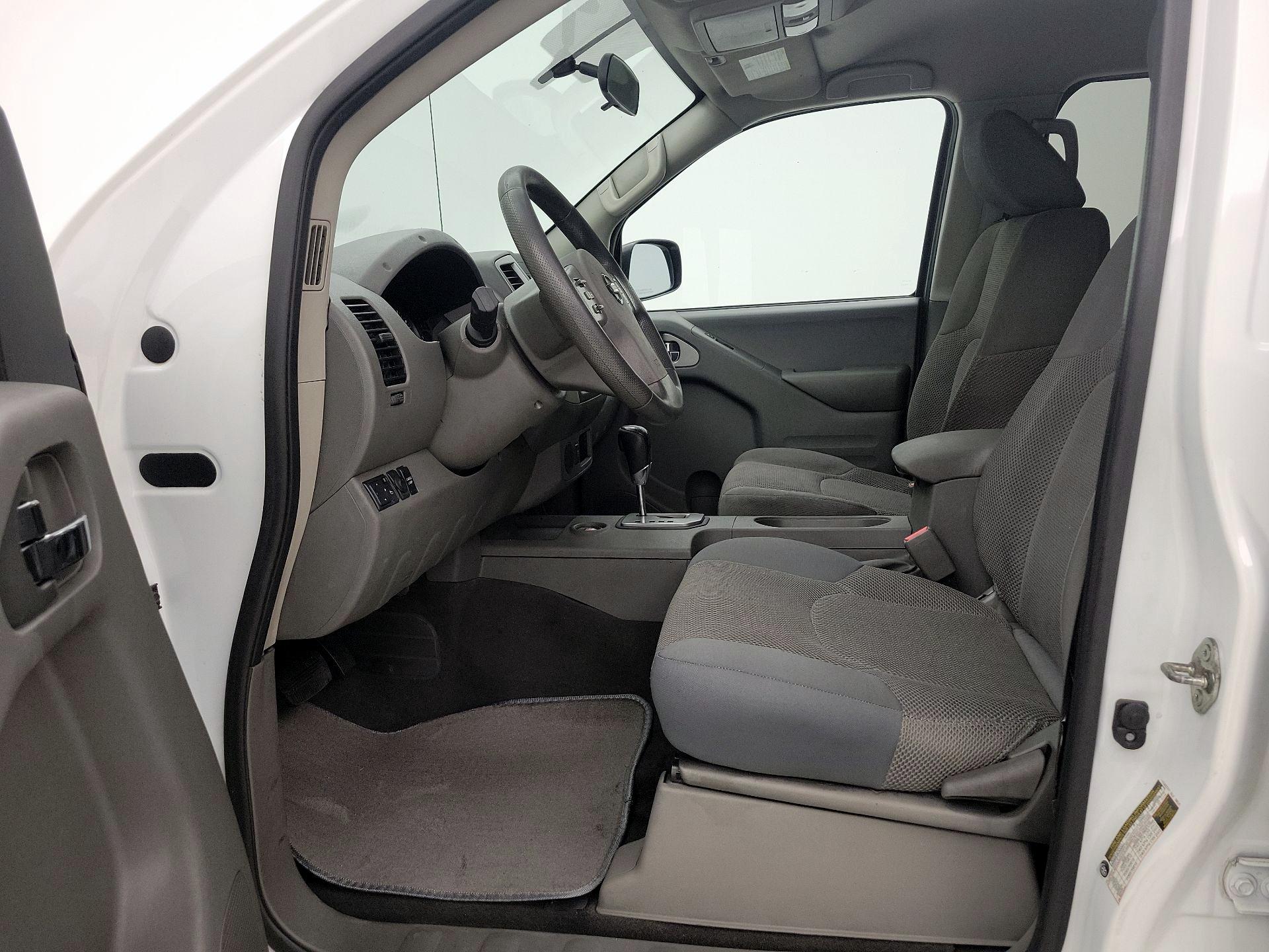 Thumbnail: 2020 Nissan Frontier - 11