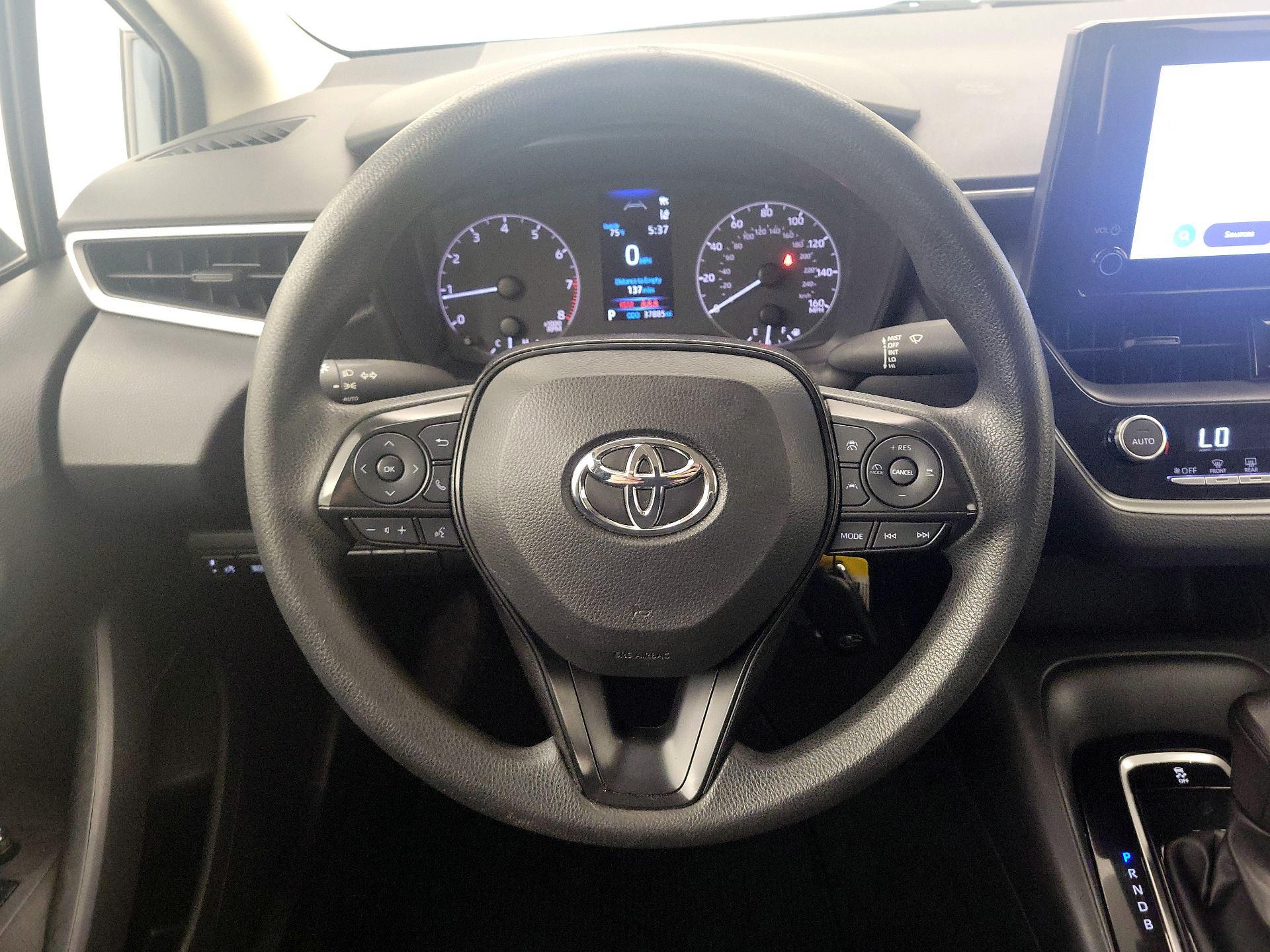 Thumbnail: 2023 Toyota Corolla - 10