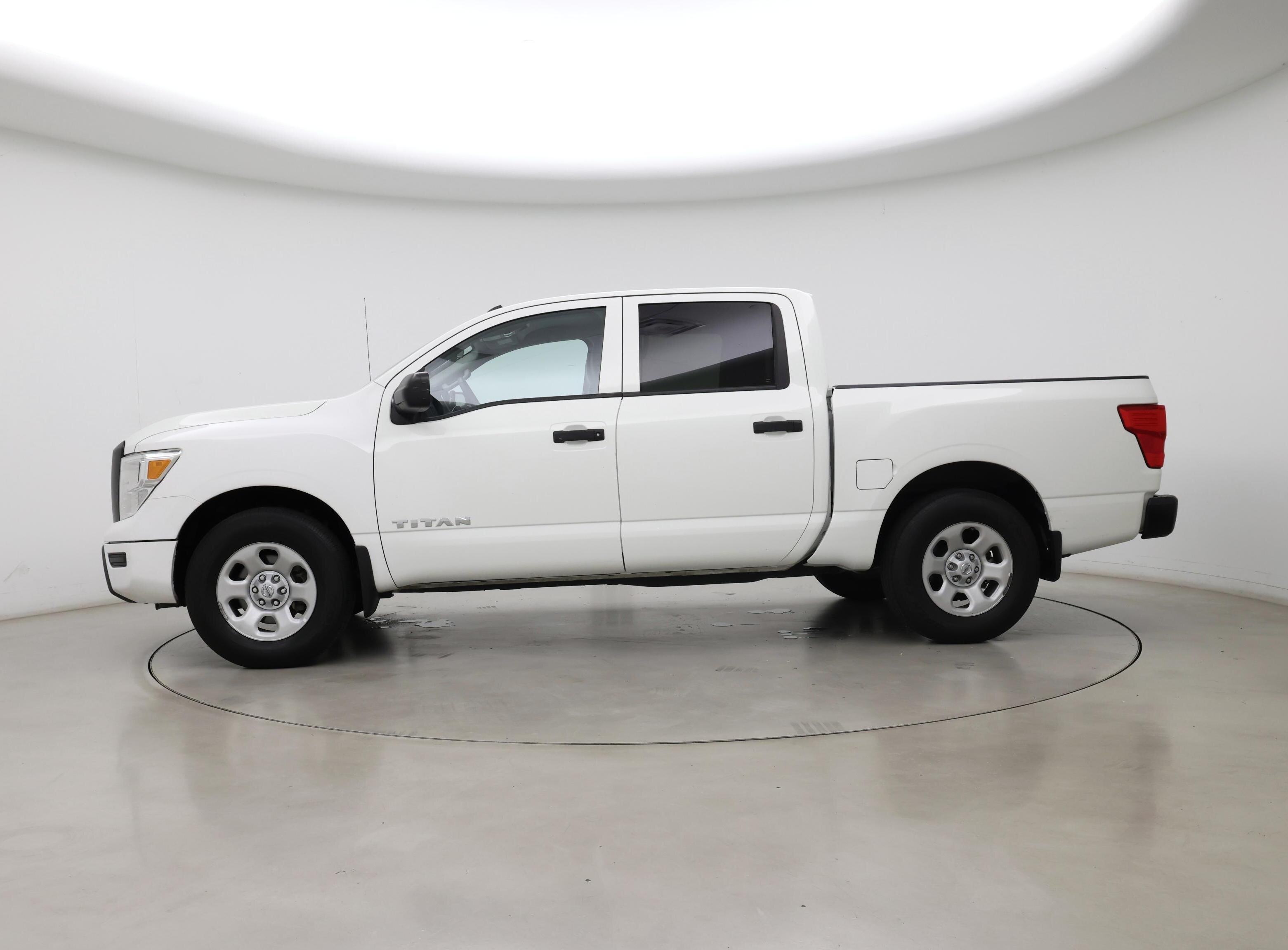 Thumbnail: 2020 Nissan Titan - 3