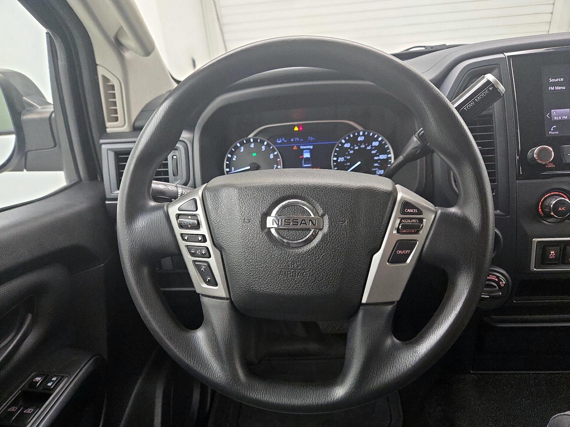 Thumbnail: 2022 Nissan Titan - 10