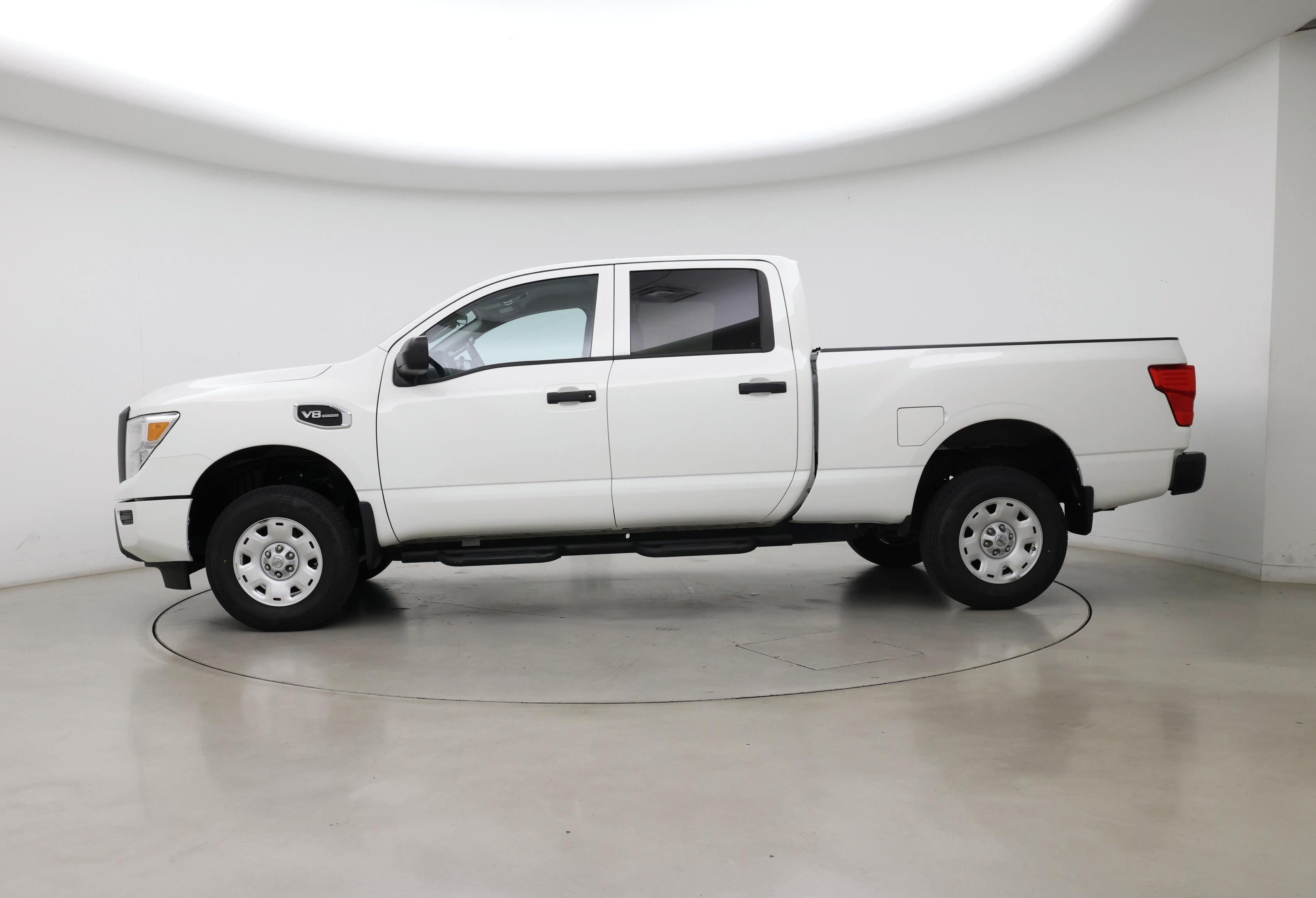 Thumbnail: 2022 Nissan Titan - 3