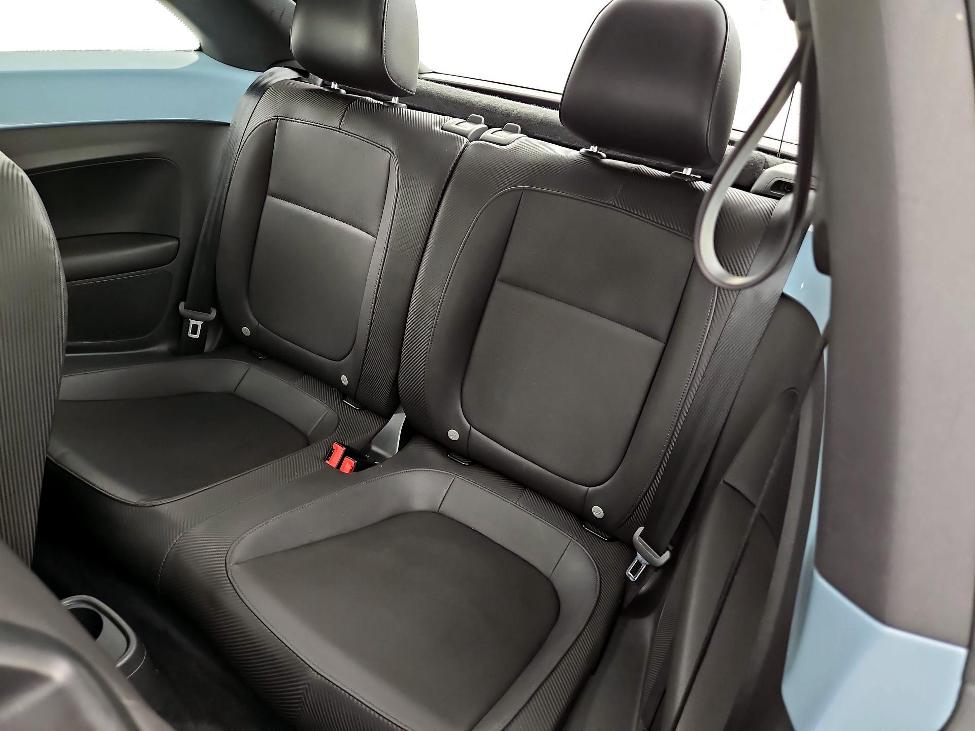 Thumbnail: 2014 Volkswagen Beetle - 18