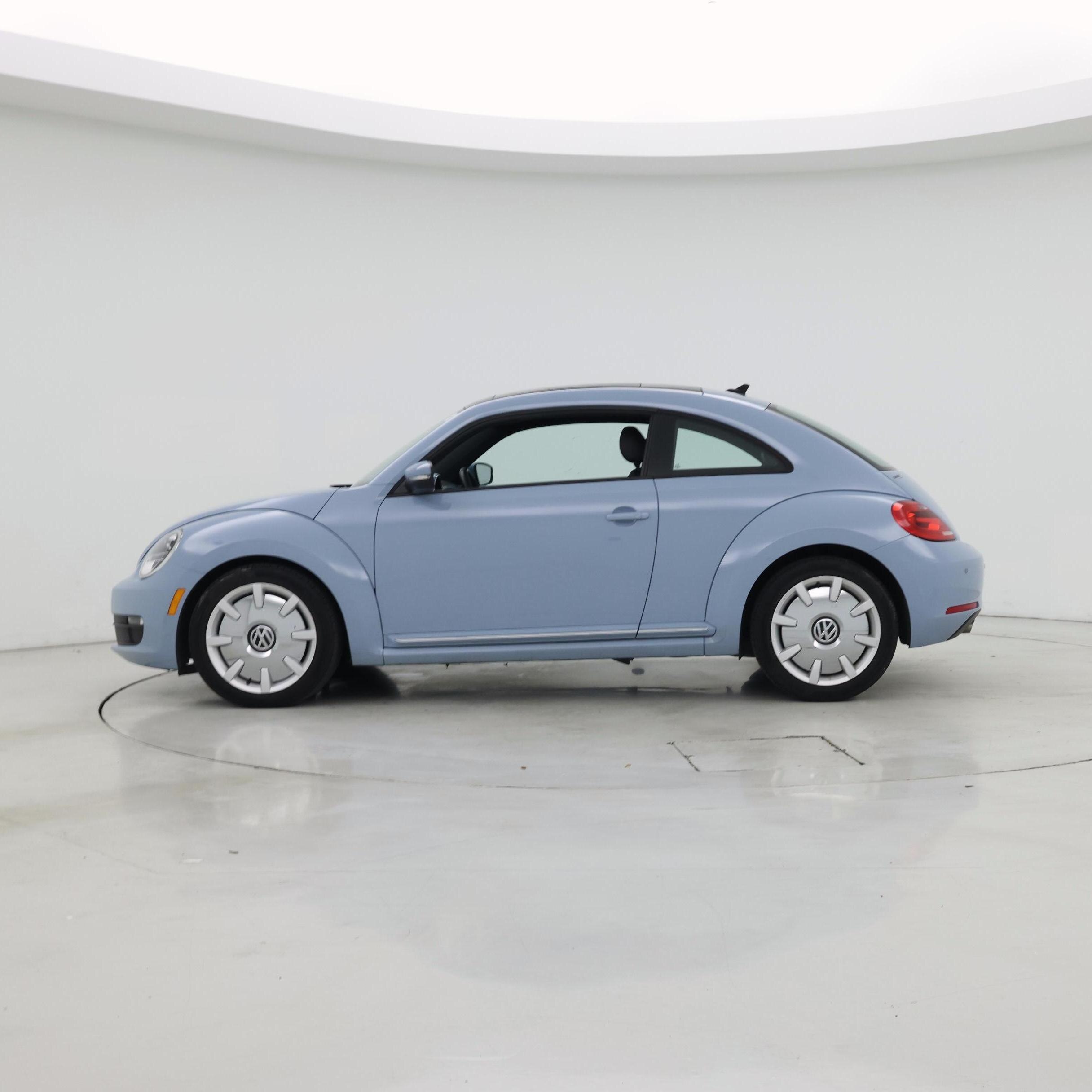 Thumbnail: 2014 Volkswagen Beetle - 3
