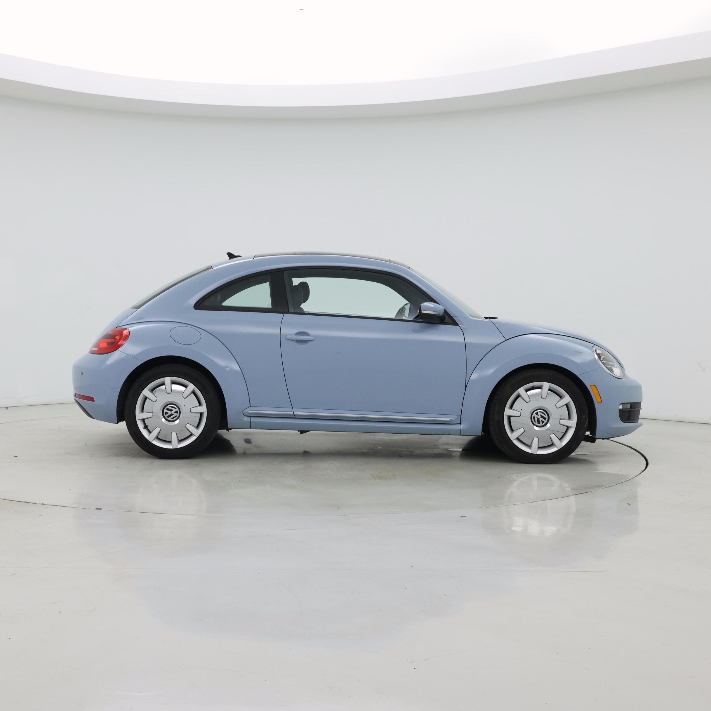 Thumbnail: 2014 Volkswagen Beetle - 7