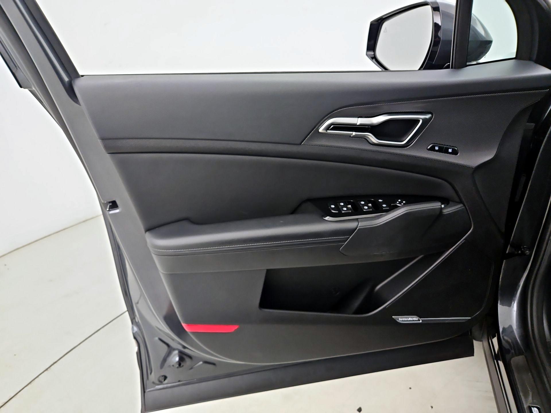 Thumbnail: 2024 Kia Sportage - 12