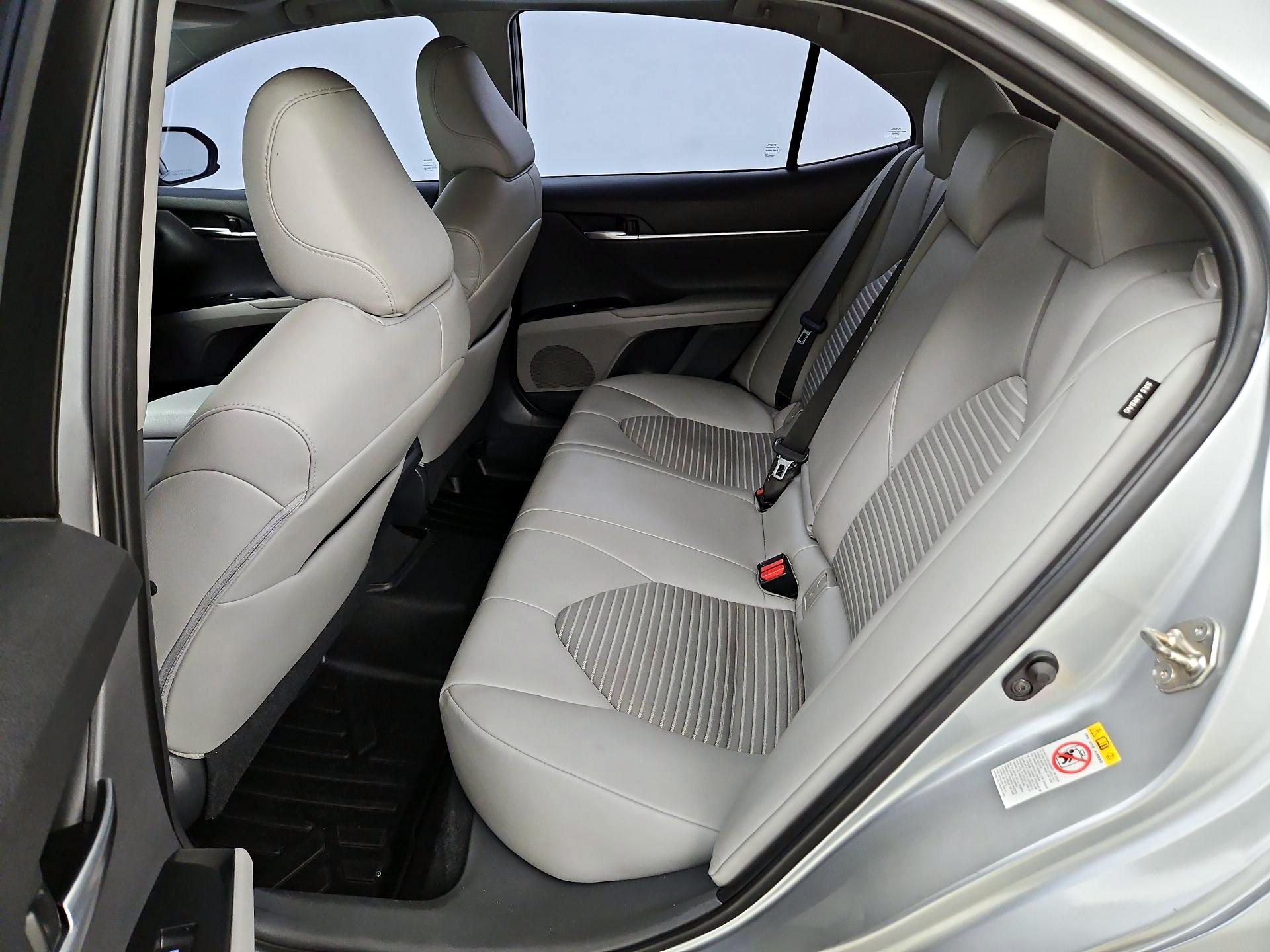 Thumbnail: 2018 Toyota Camry - 20