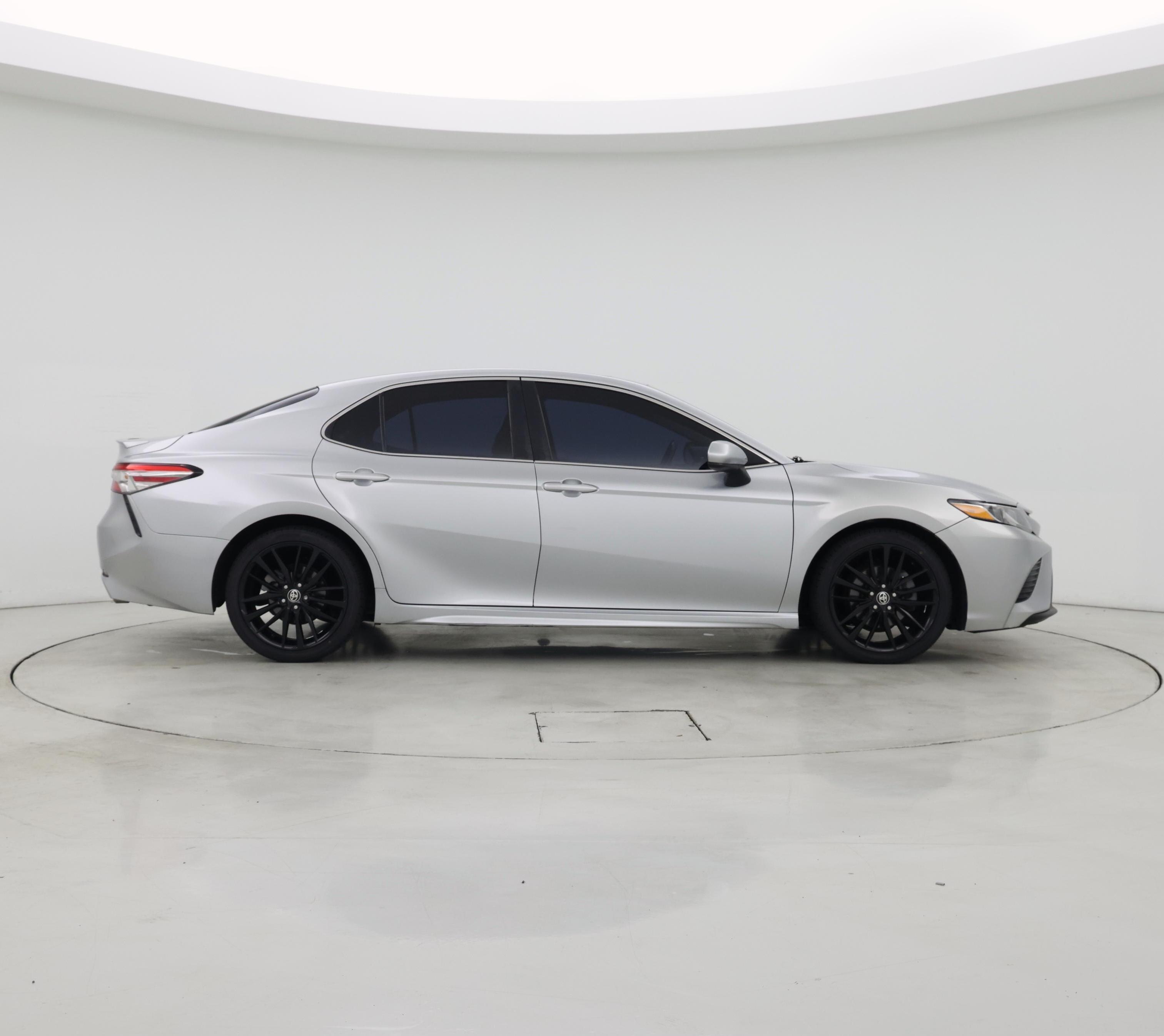 Thumbnail: 2018 Toyota Camry - 7