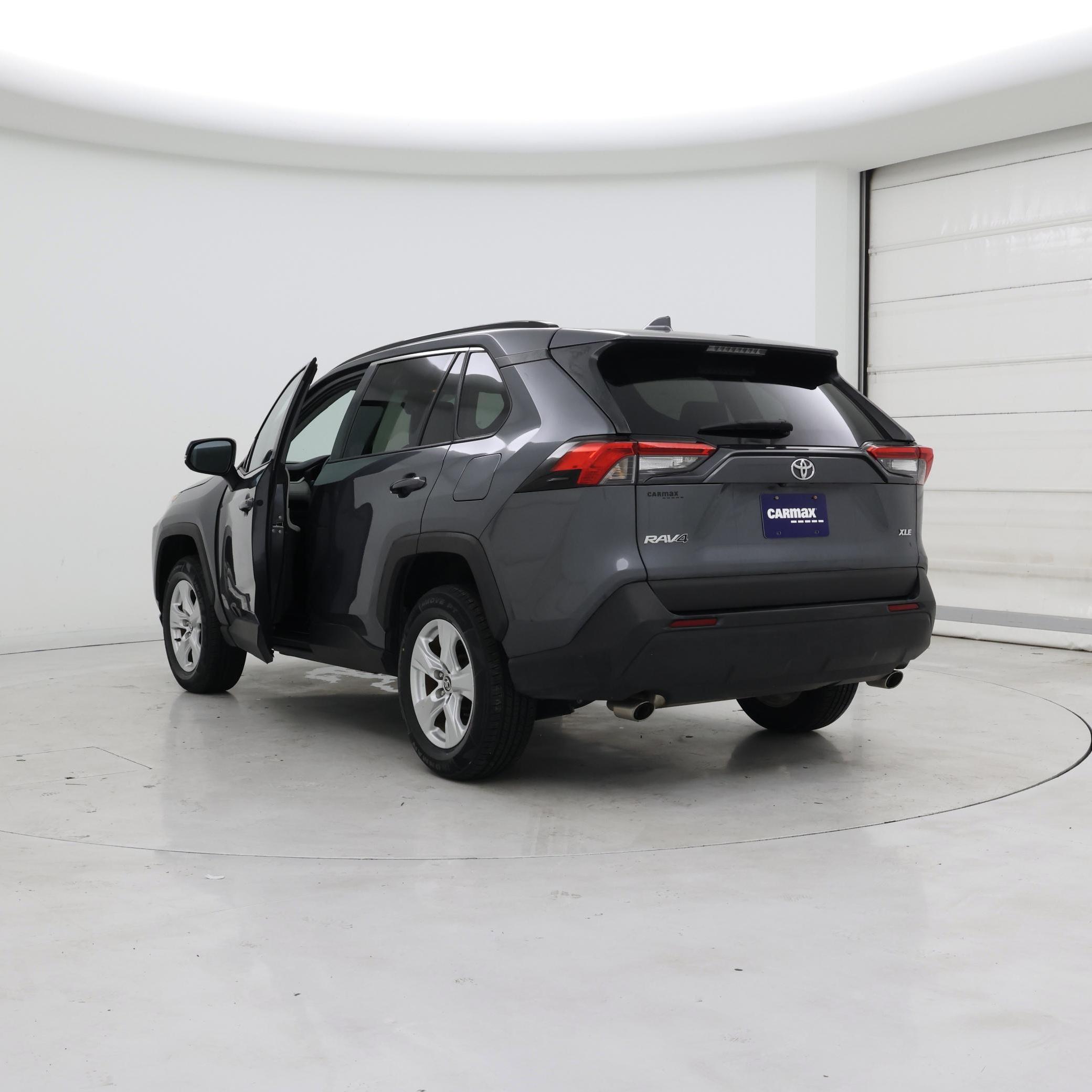 Thumbnail: 2021 Toyota RAV4 - 2