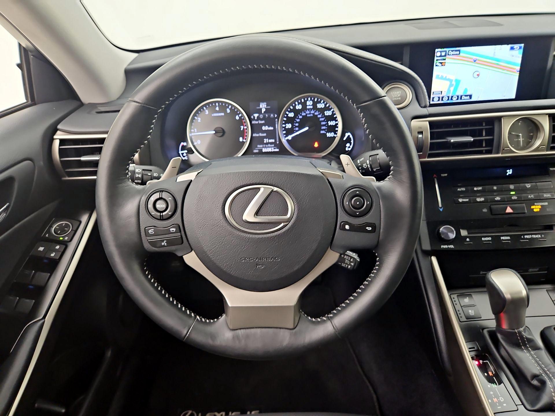 Thumbnail: 2014 Lexus IS - 10