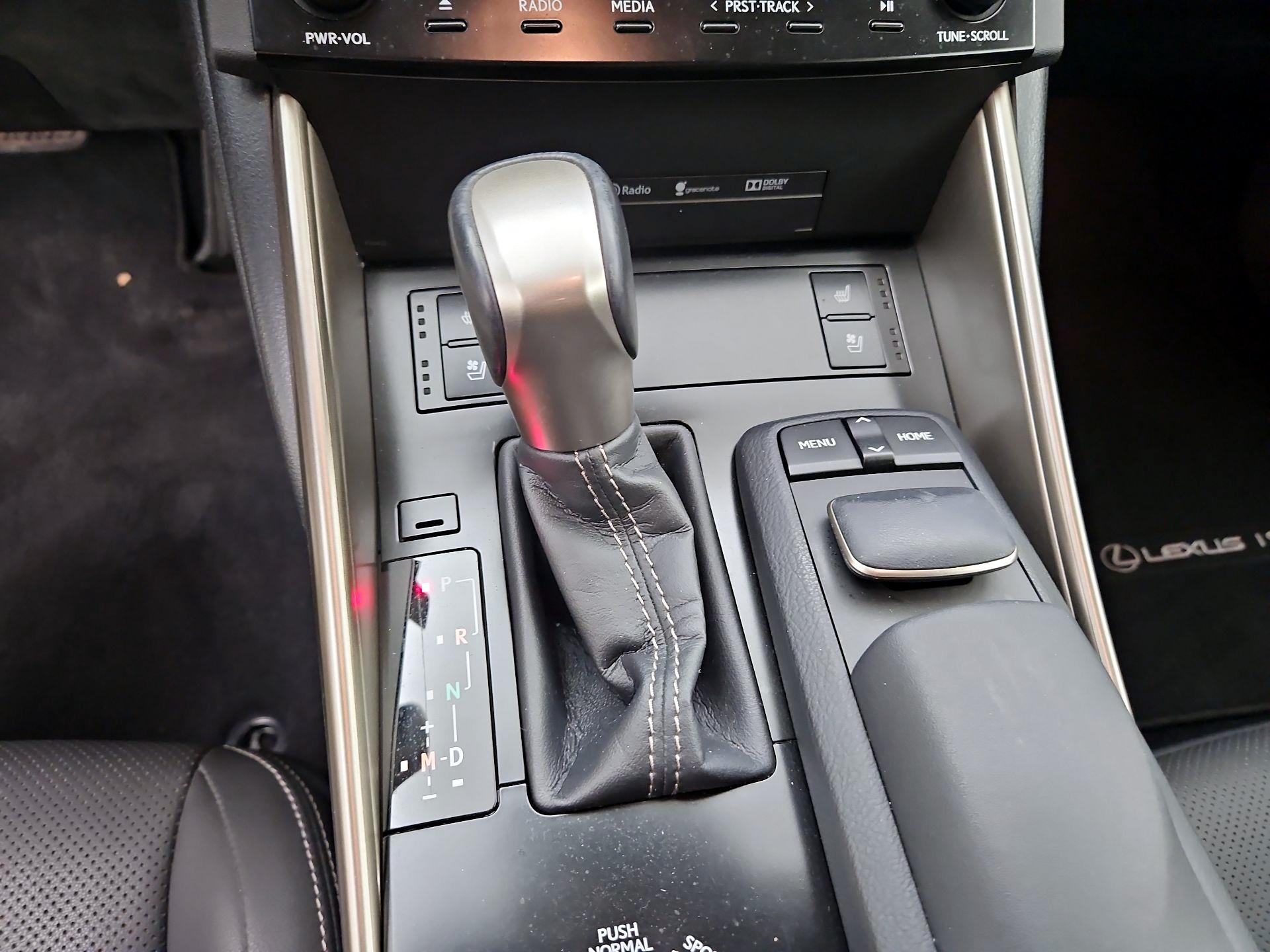 Thumbnail: 2014 Lexus IS - 18
