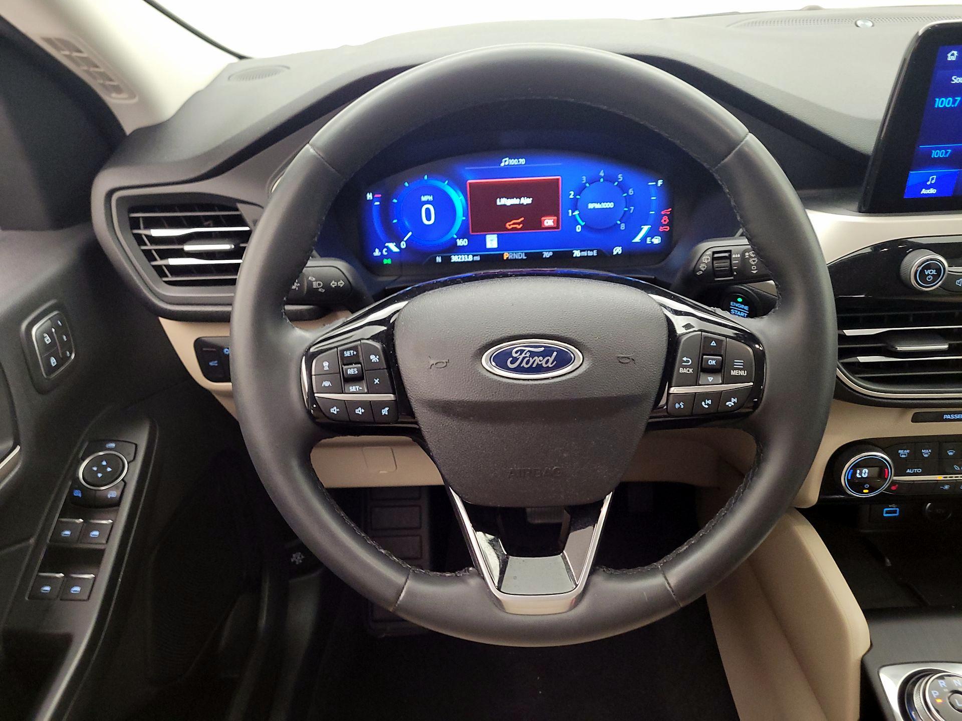 Thumbnail: 2021 Ford Escape - 10