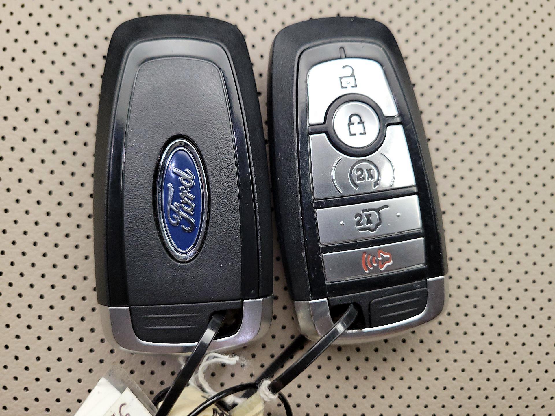 Thumbnail: 2021 Ford Escape - 18